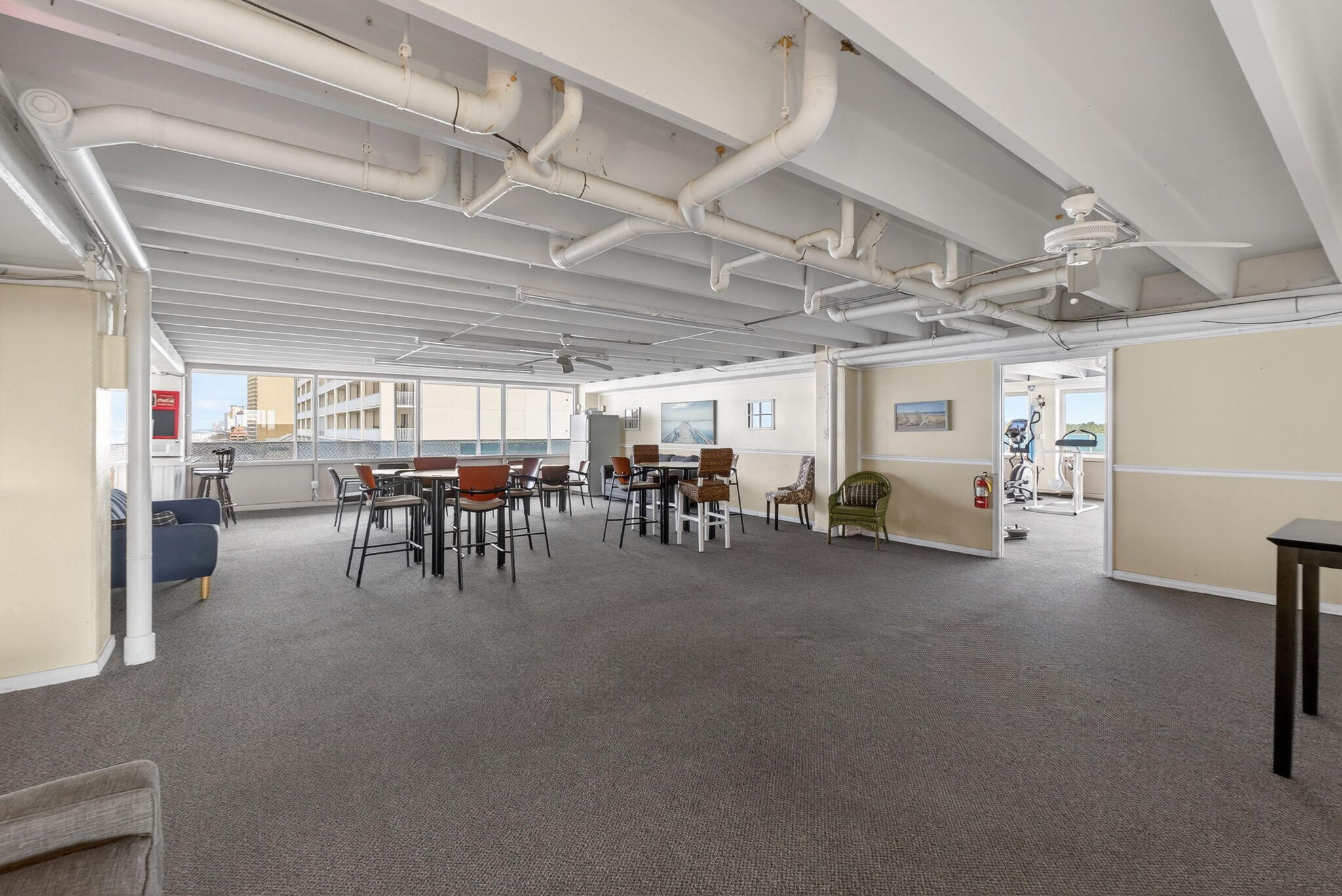 Fontainebleau Terrace - Residential