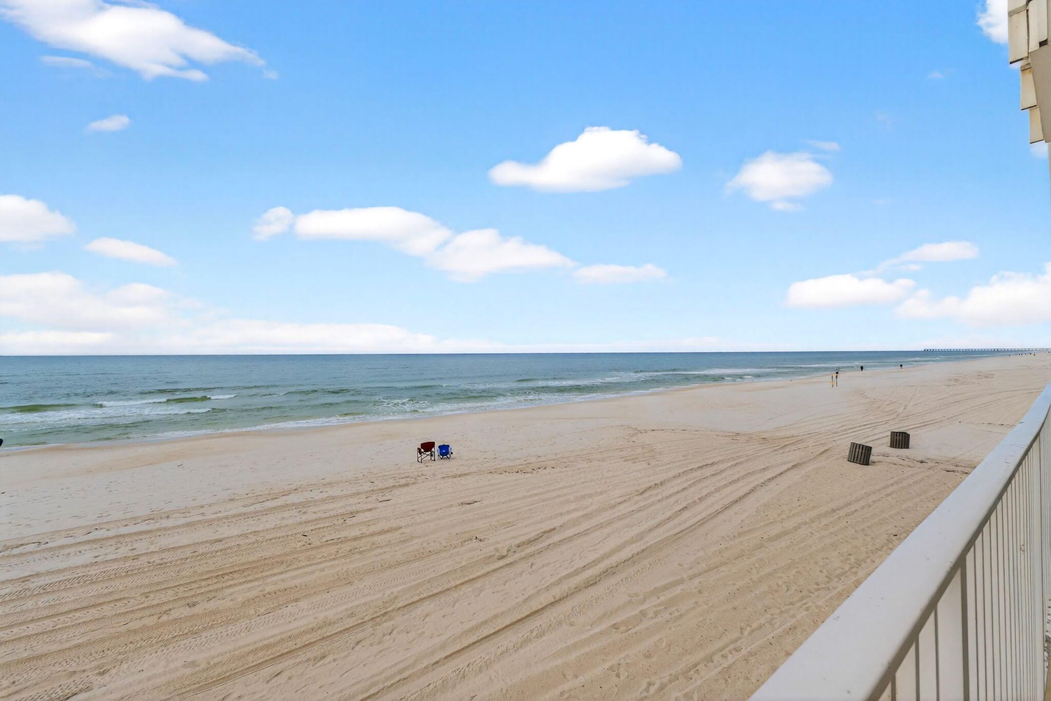 Fontainebleau Terrace - Residential