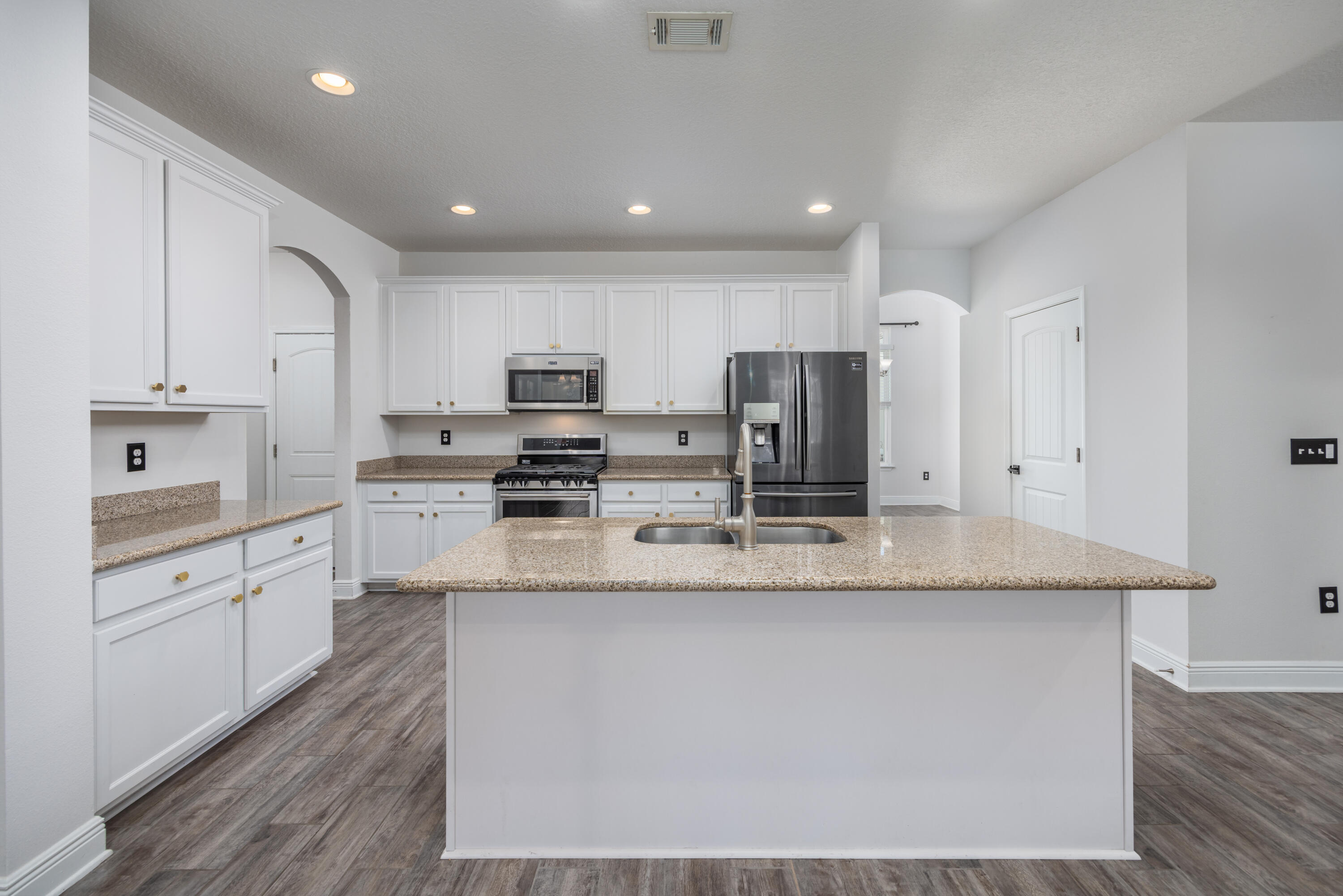 HAMMOCK BAY - Residential