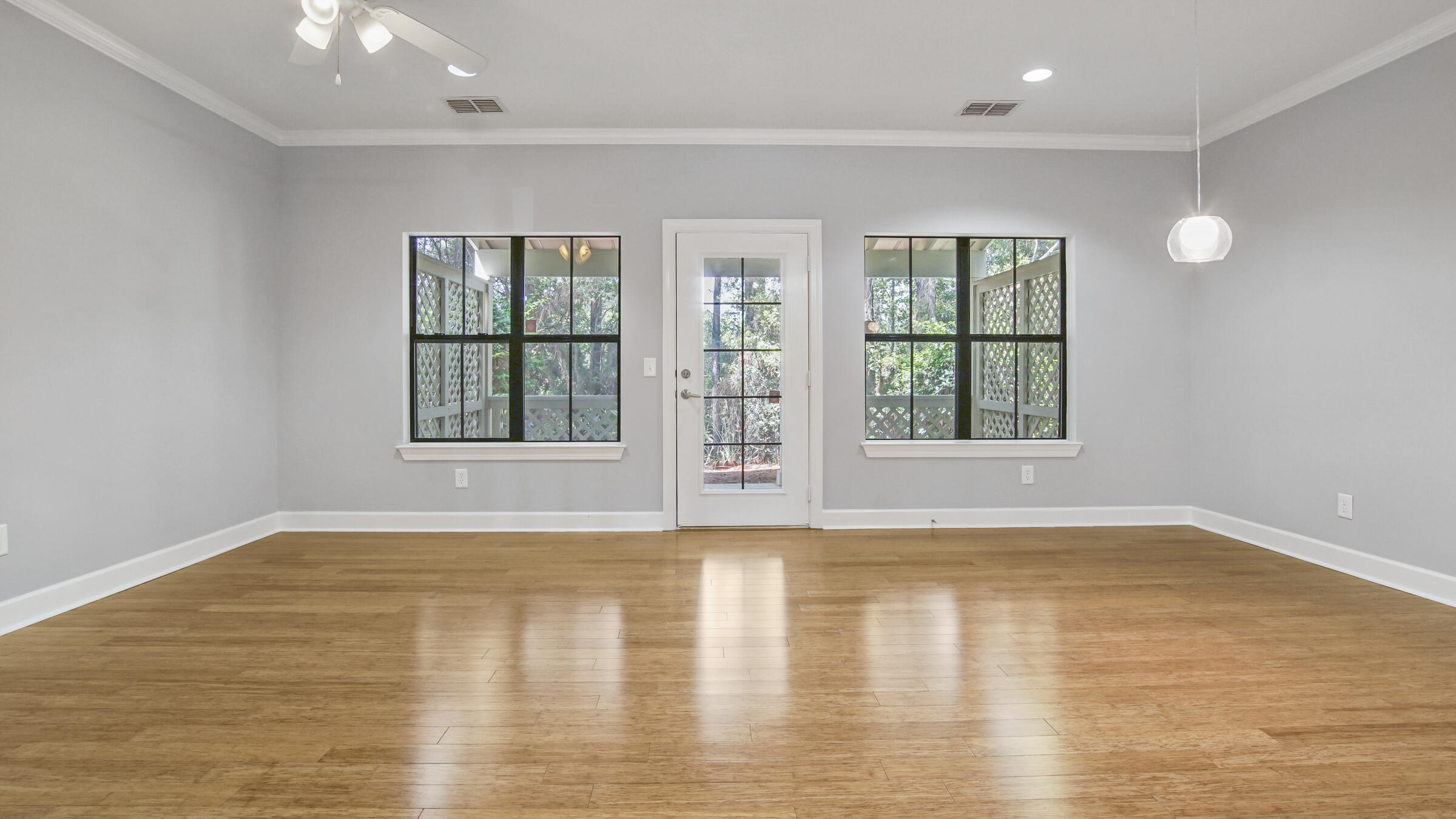 SOUTH HAVEN TOWNHOMES - Residential