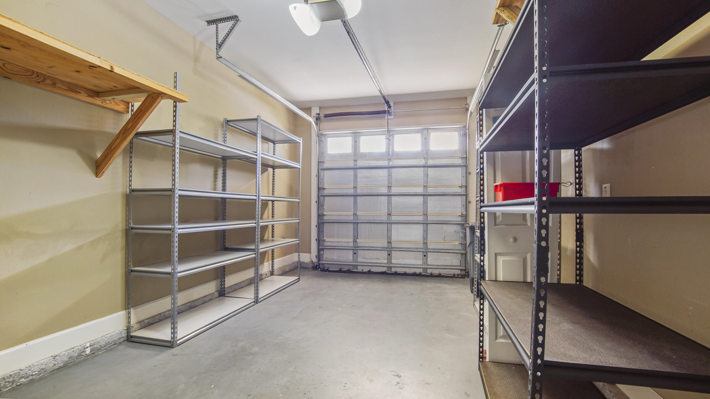 SOUTH HAVEN TOWNHOMES - Residential