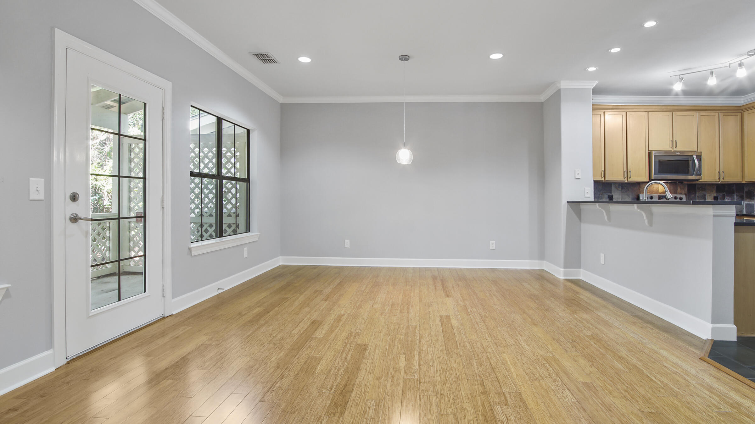 SOUTH HAVEN TOWNHOMES - Residential