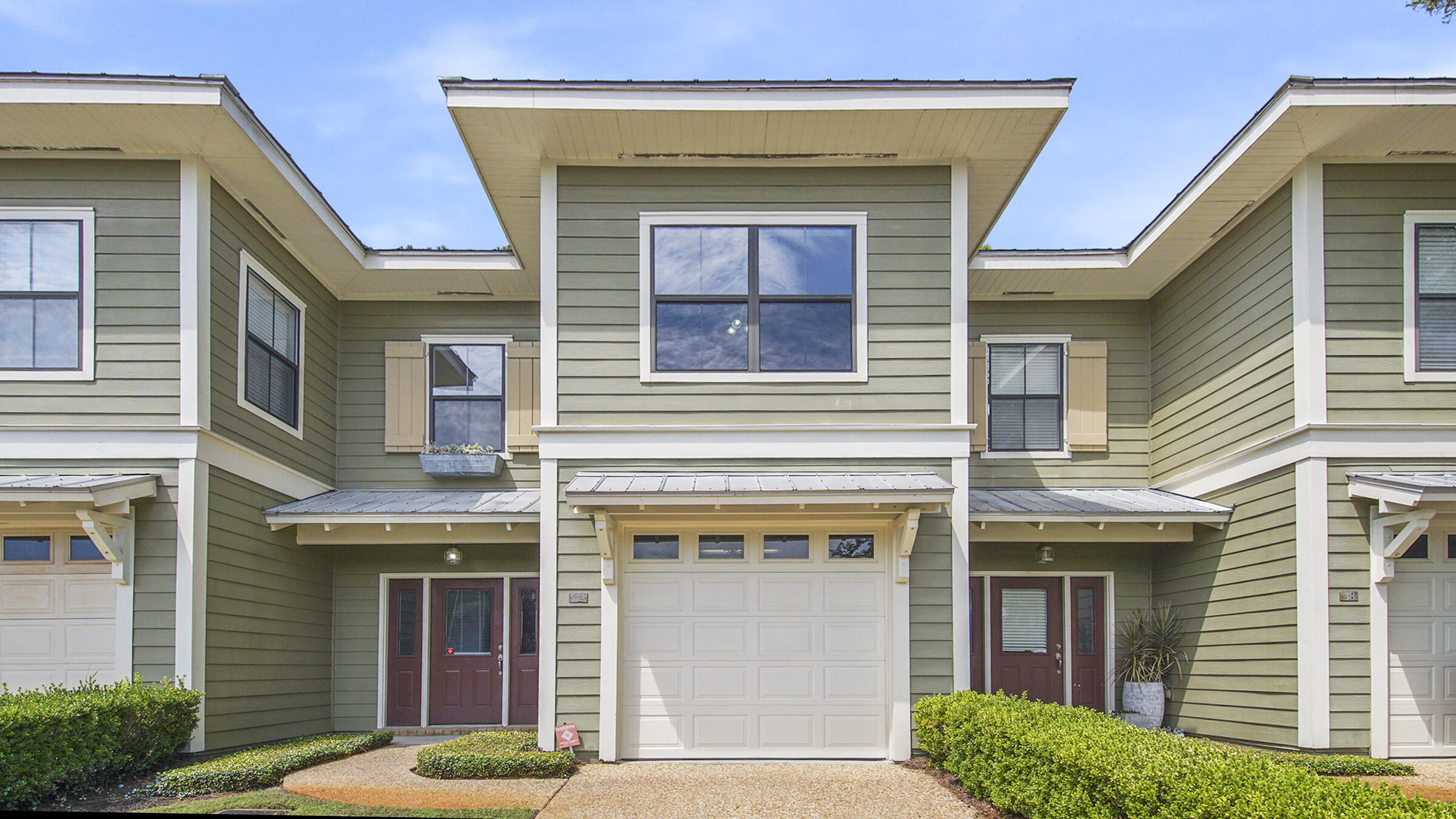 SOUTH HAVEN TOWNHOMES - Residential