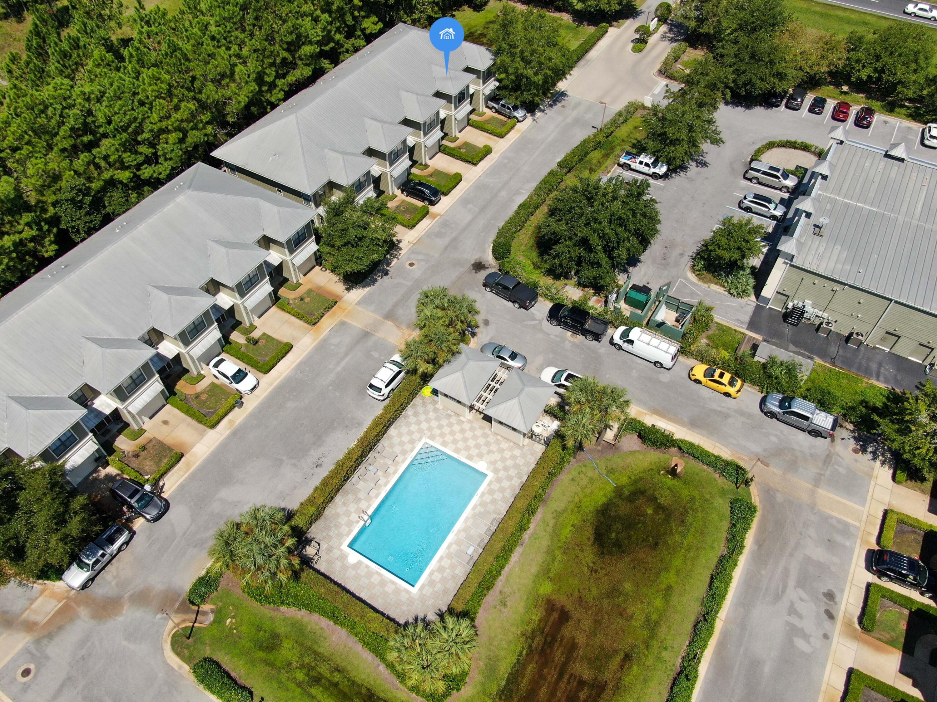 SOUTH HAVEN TOWNHOMES - Residential