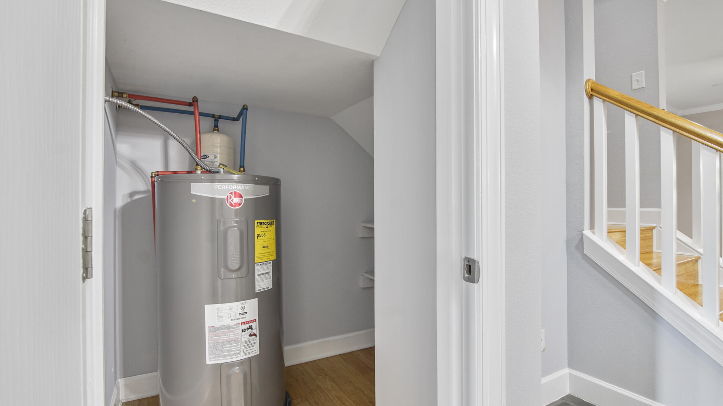 SOUTH HAVEN TOWNHOMES - Residential