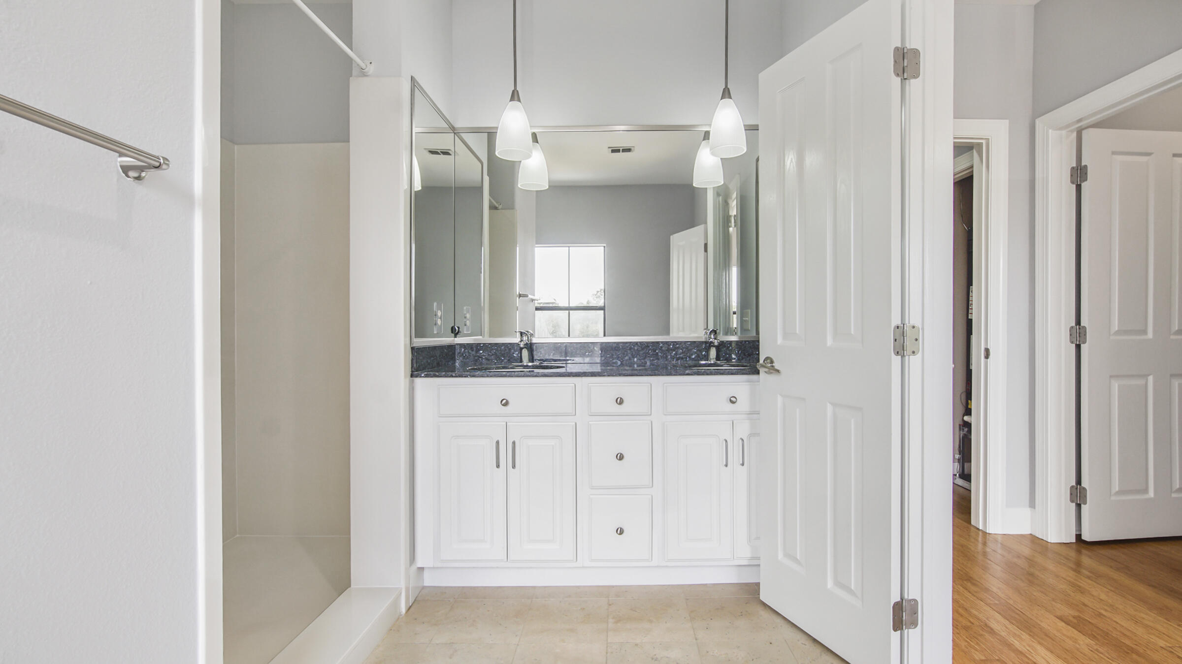 SOUTH HAVEN TOWNHOMES - Residential