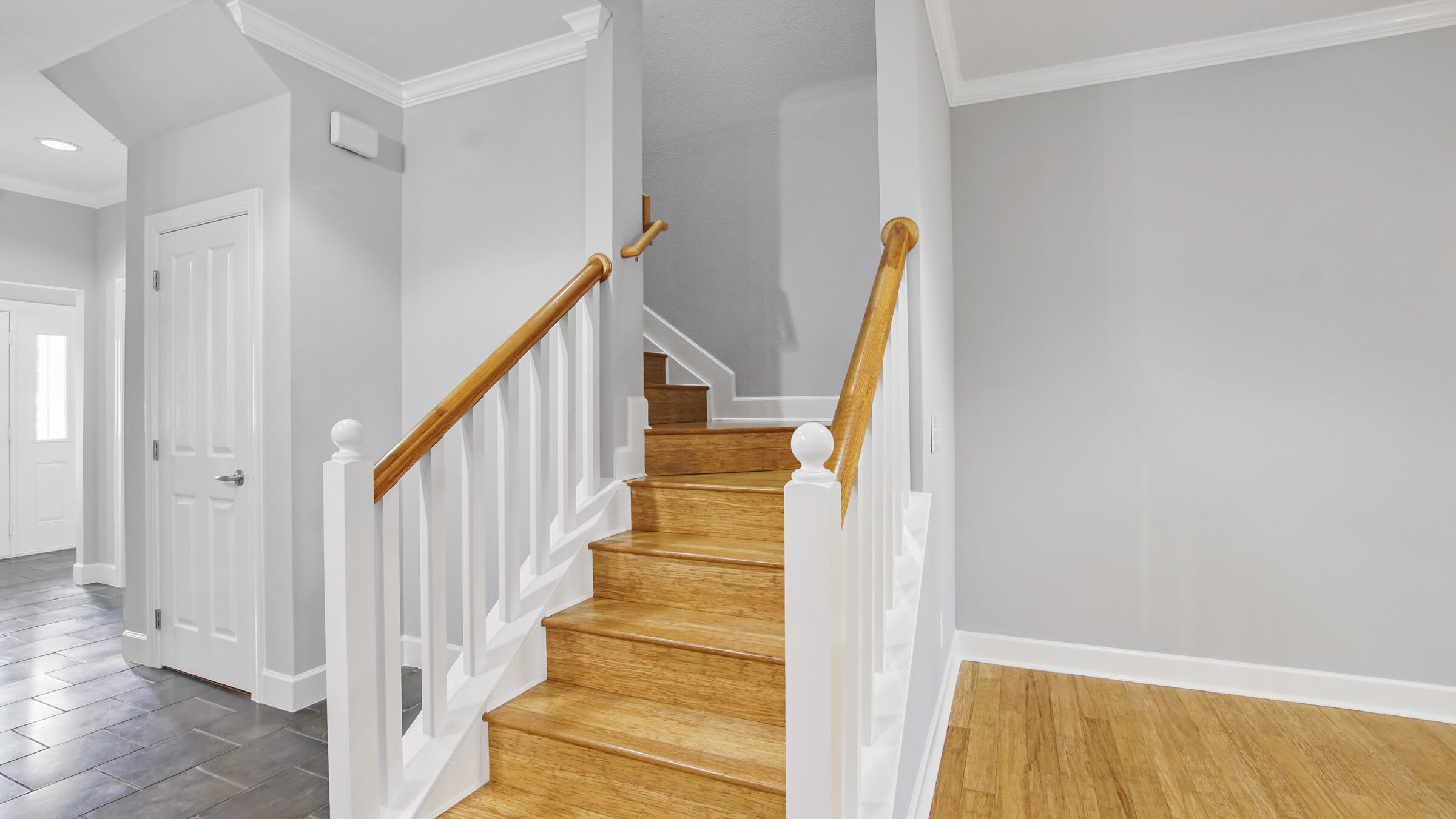 SOUTH HAVEN TOWNHOMES - Residential