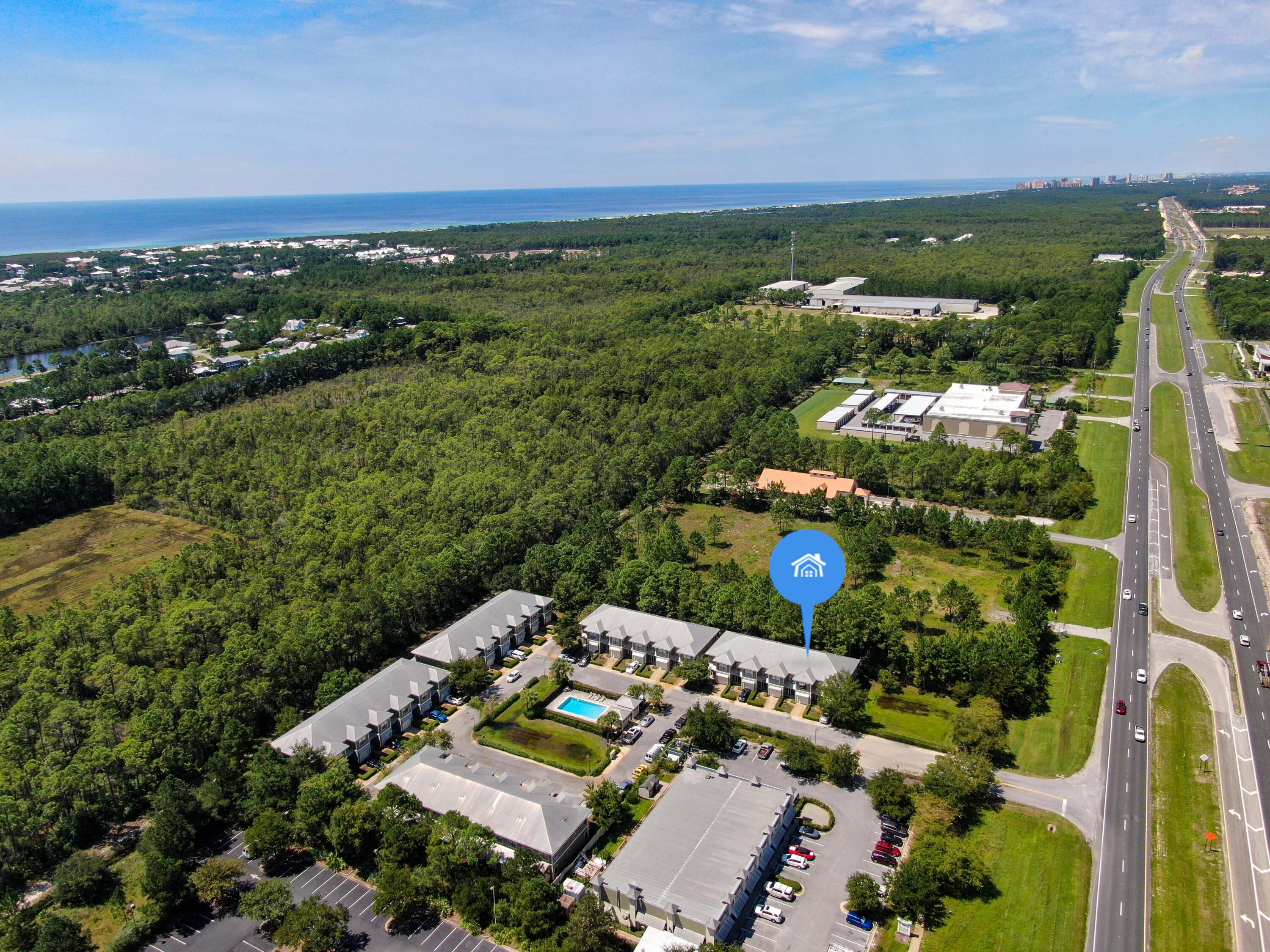 SOUTH HAVEN TOWNHOMES - Residential