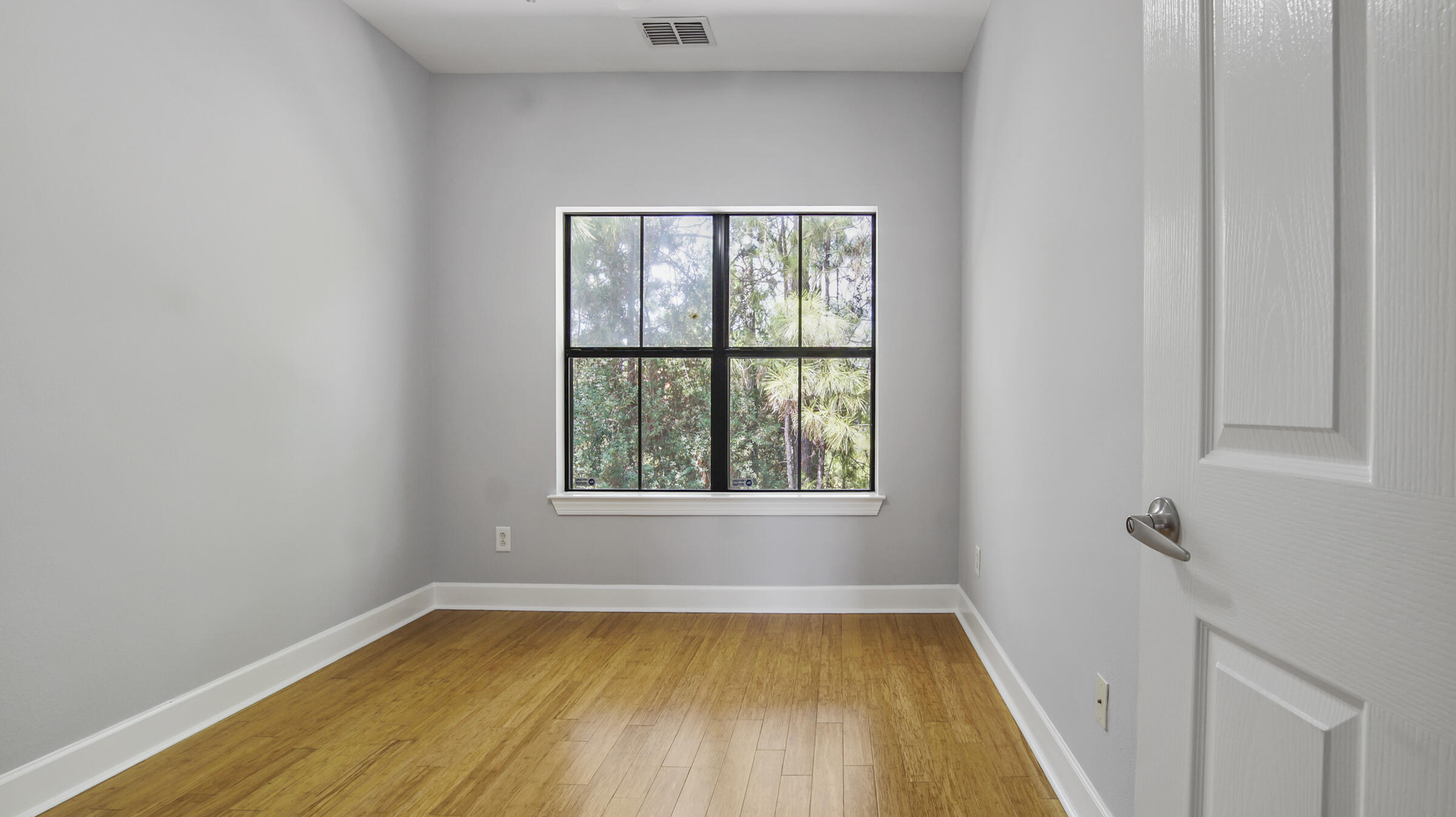 SOUTH HAVEN TOWNHOMES - Residential