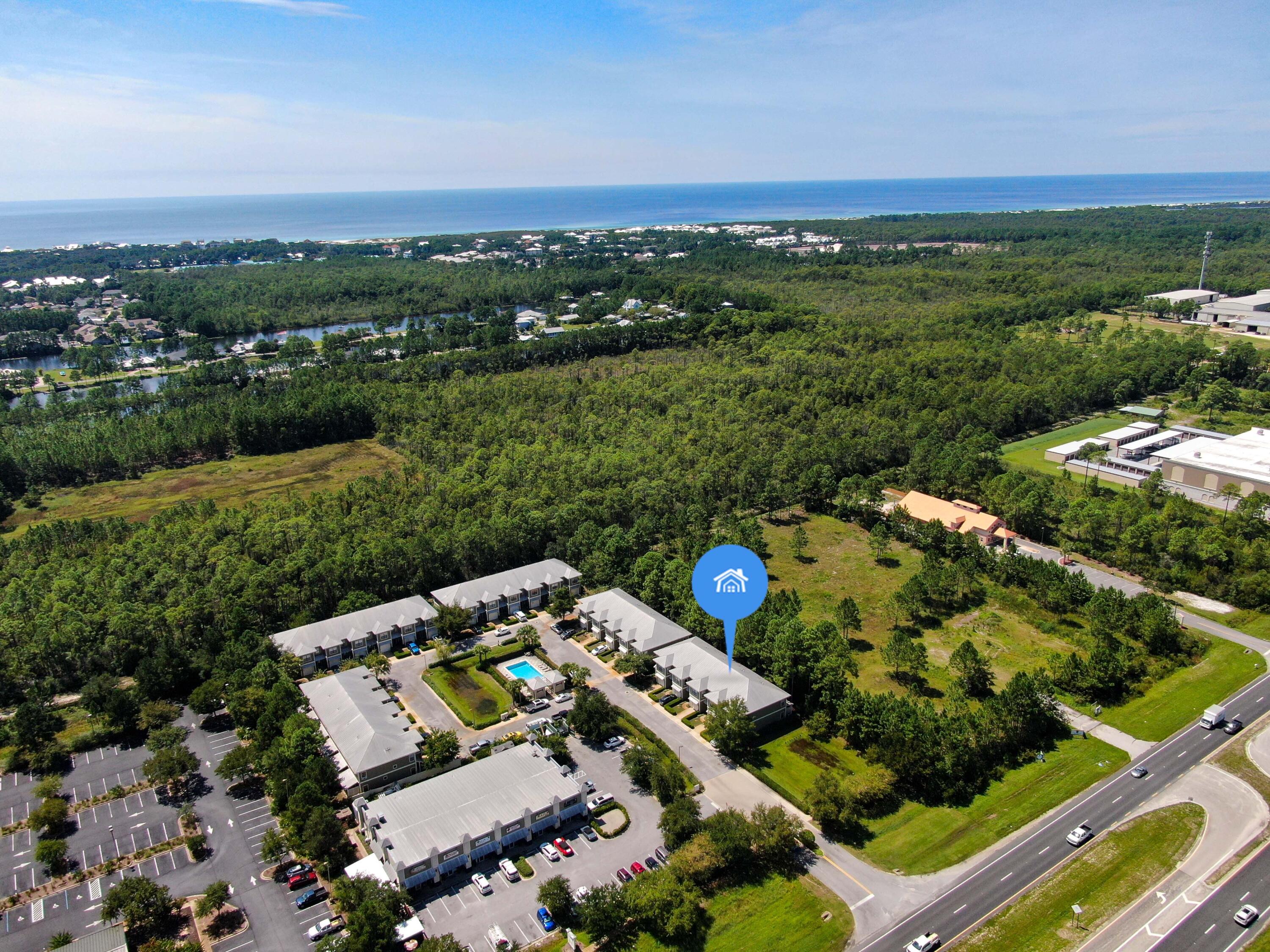 SOUTH HAVEN TOWNHOMES - Residential