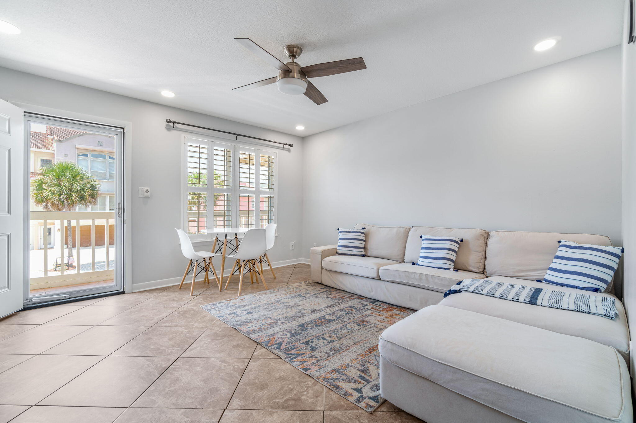 NAUTICAL WAY - Residential