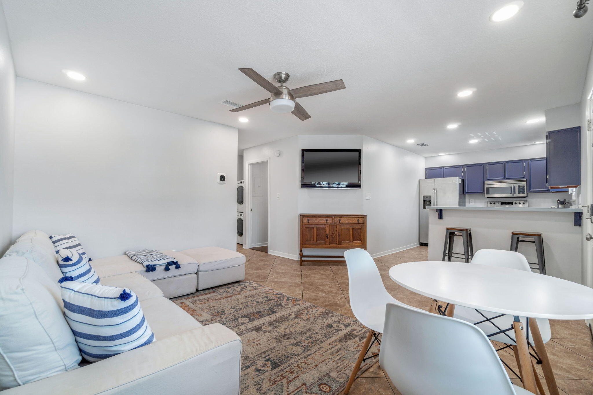 NAUTICAL WAY - Residential