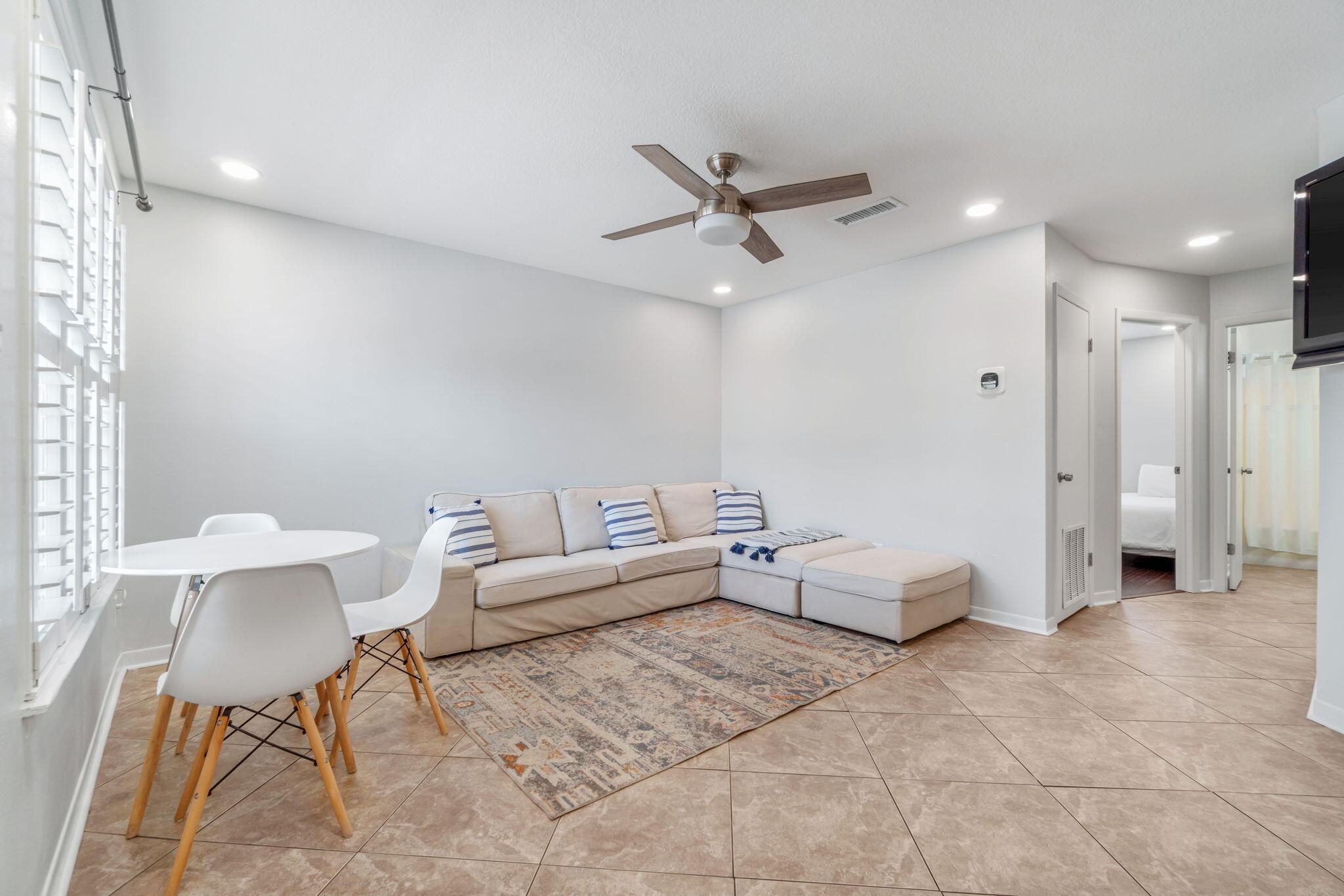 NAUTICAL WAY - Residential