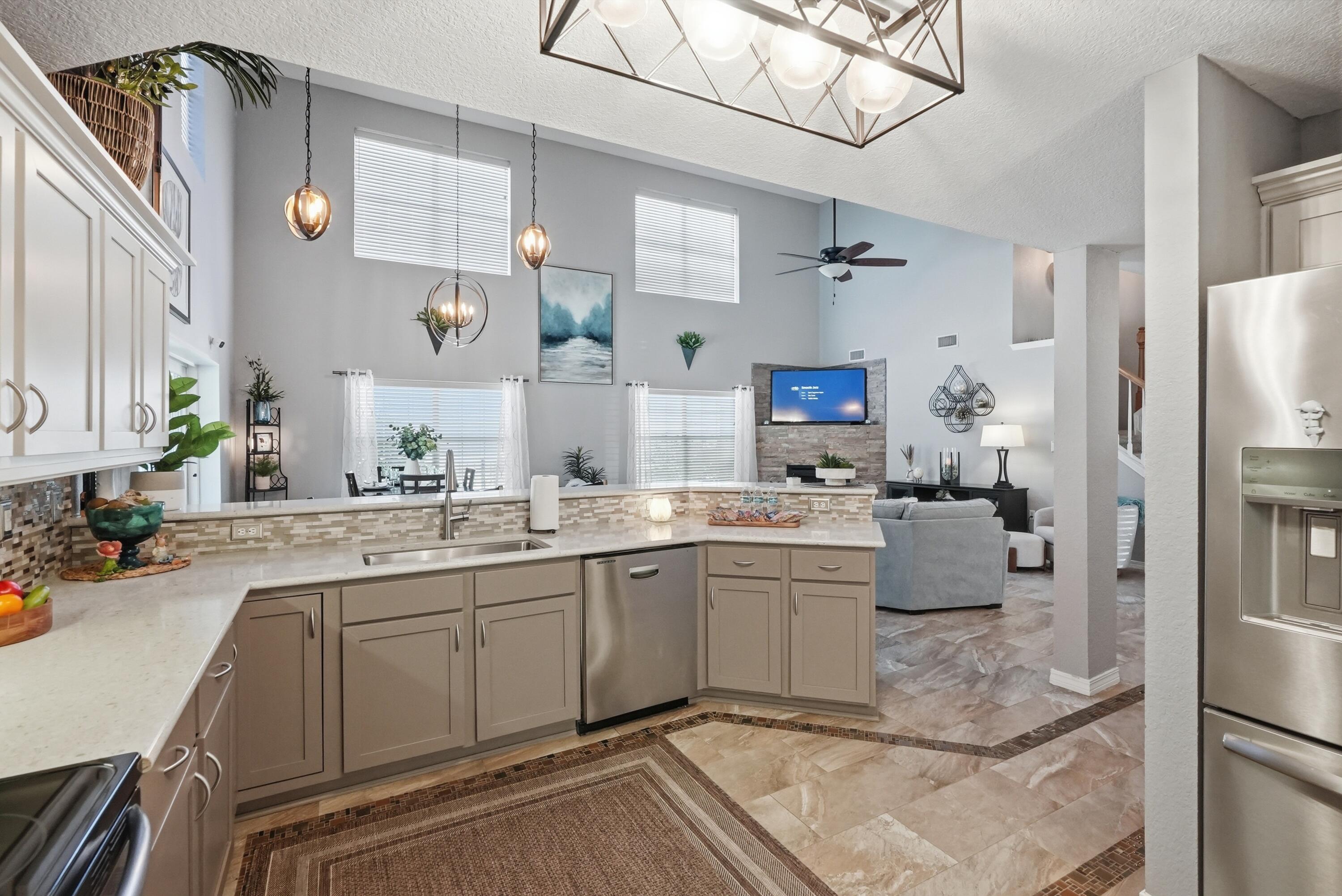 EMERALD LAKES PH 1 - Residential