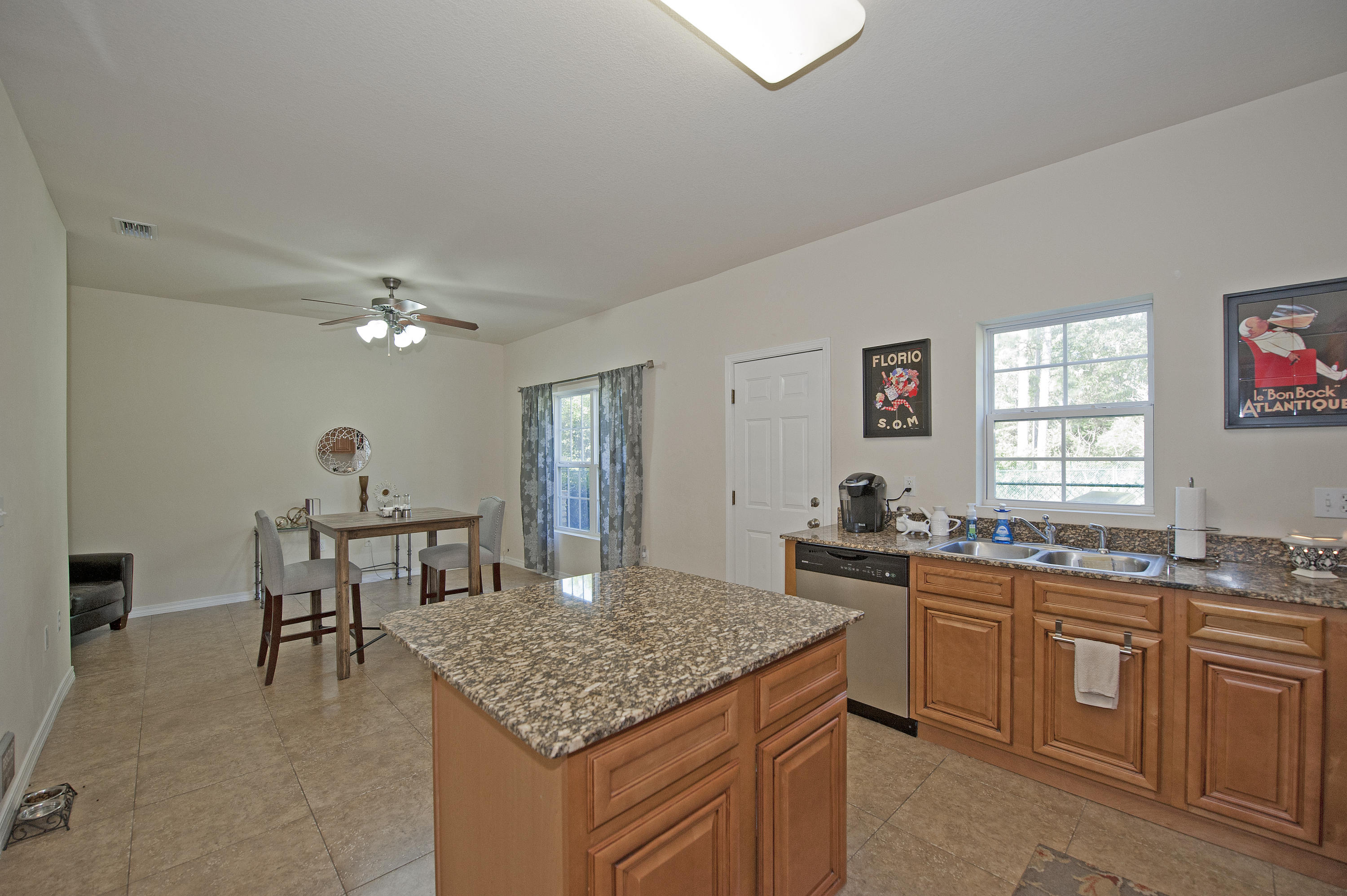 MERIDIAN SQUARE T/H - Residential