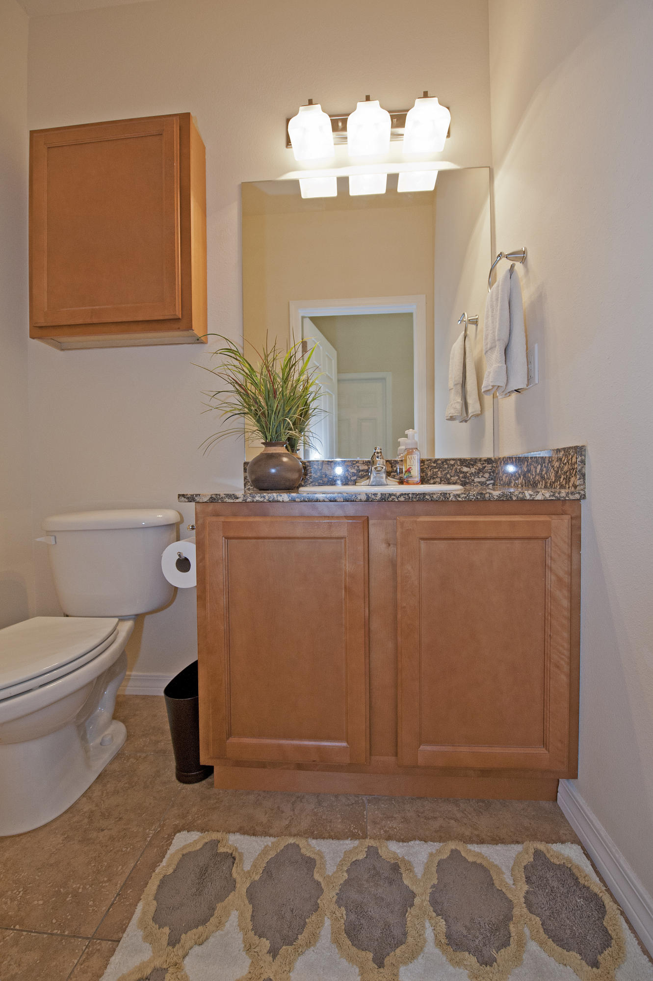 MERIDIAN SQUARE T/H - Residential