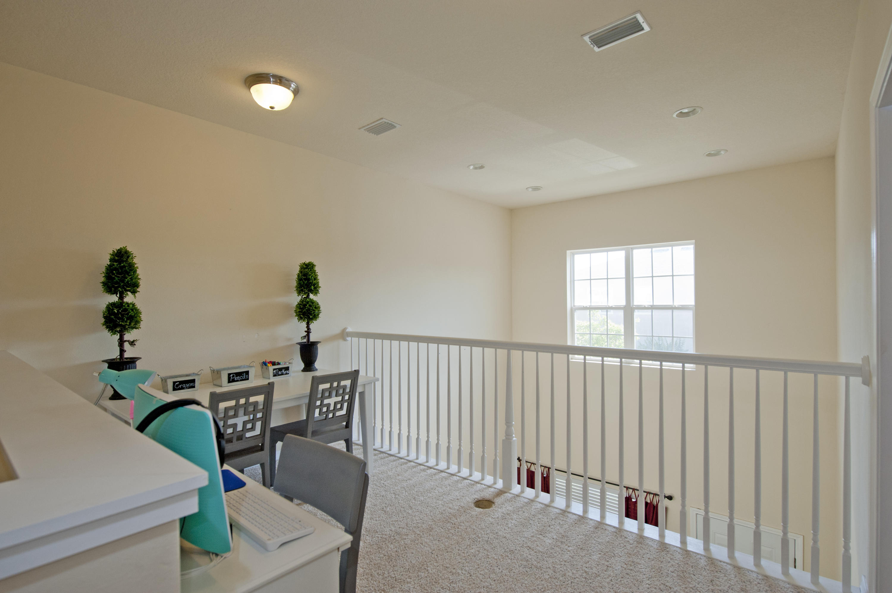 MERIDIAN SQUARE T/H - Residential