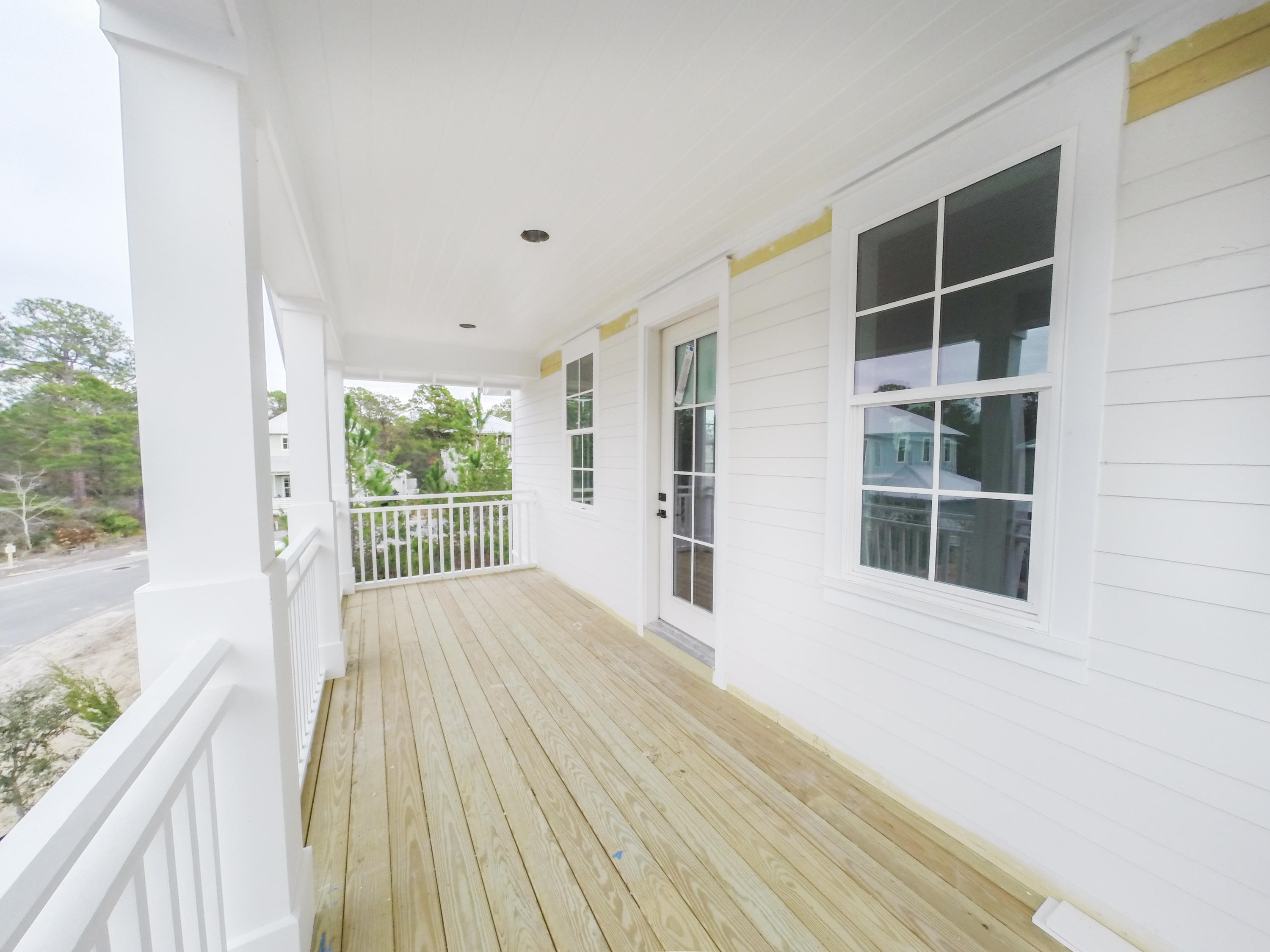 LAKESIDE AT BLUE MOUNTAIN BEACH - Residential