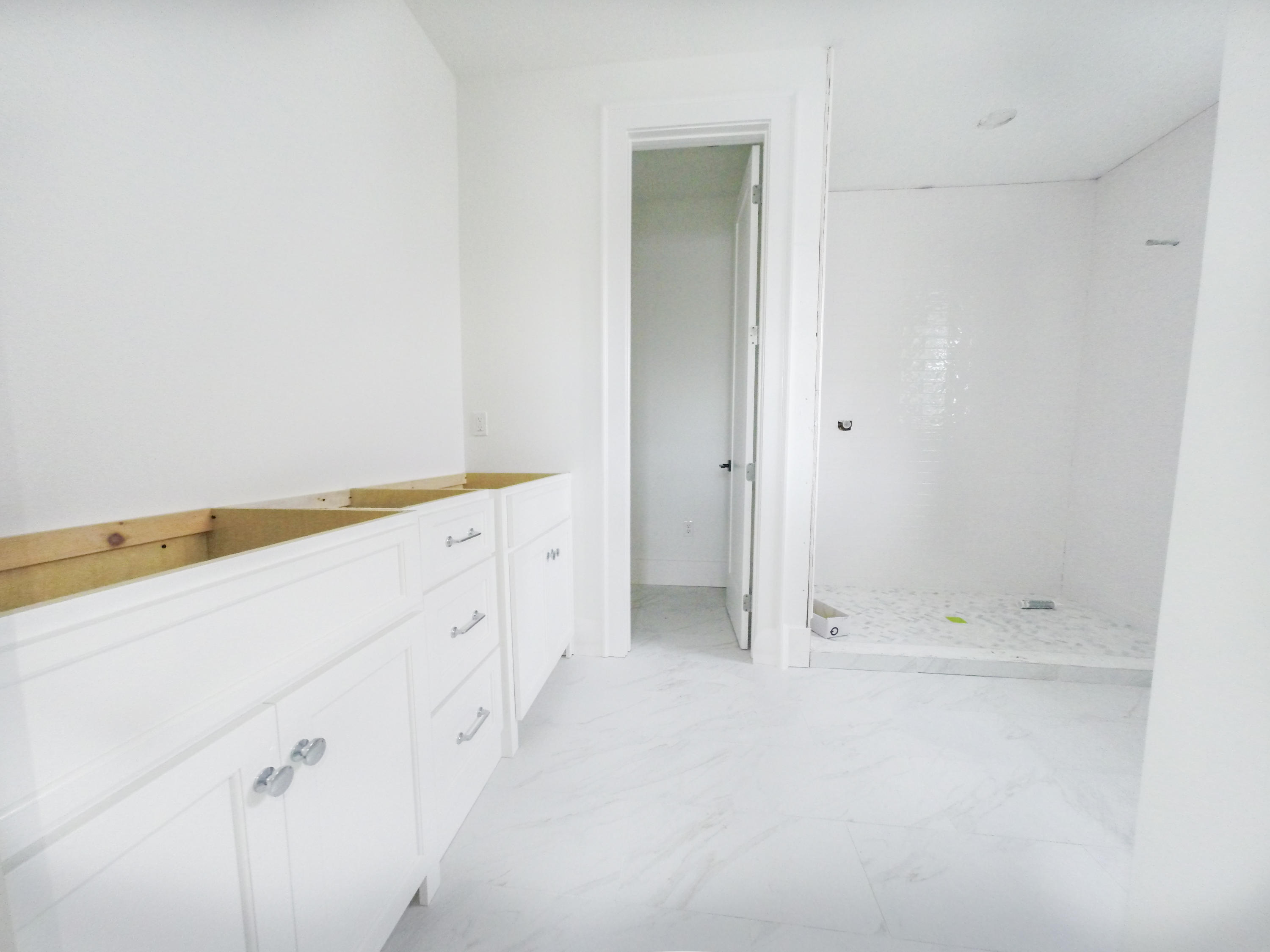 LAKESIDE AT BLUE MOUNTAIN BEACH - Residential