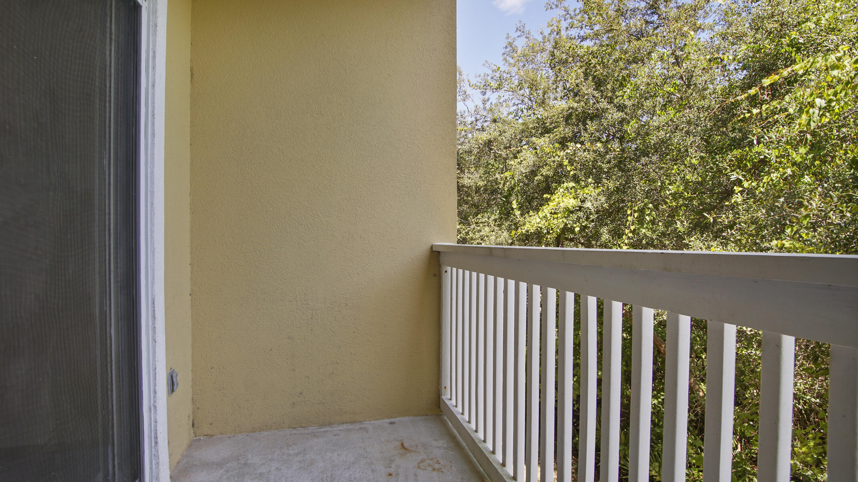 HERONS WATCH CONDO PH 1 - Residential