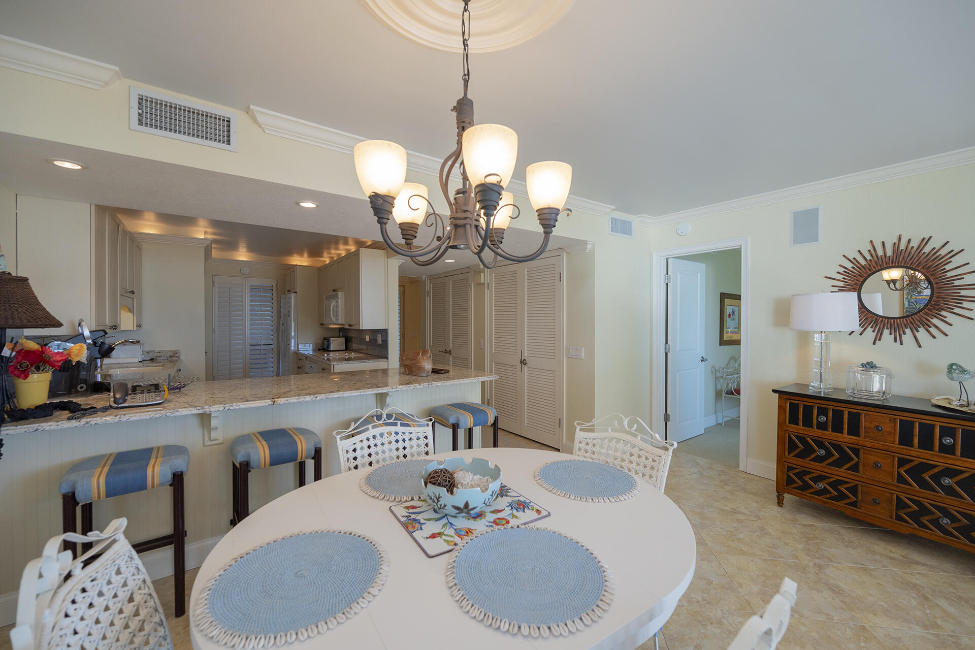 MAINSAIL CONDO PH 1 - Residential