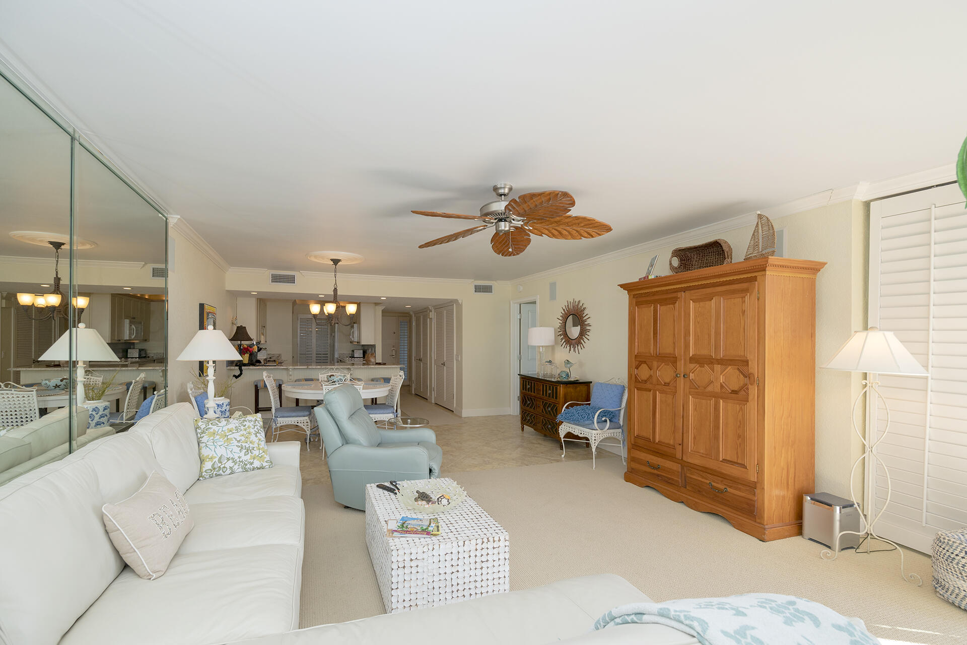 MAINSAIL CONDO PH 1 - Residential