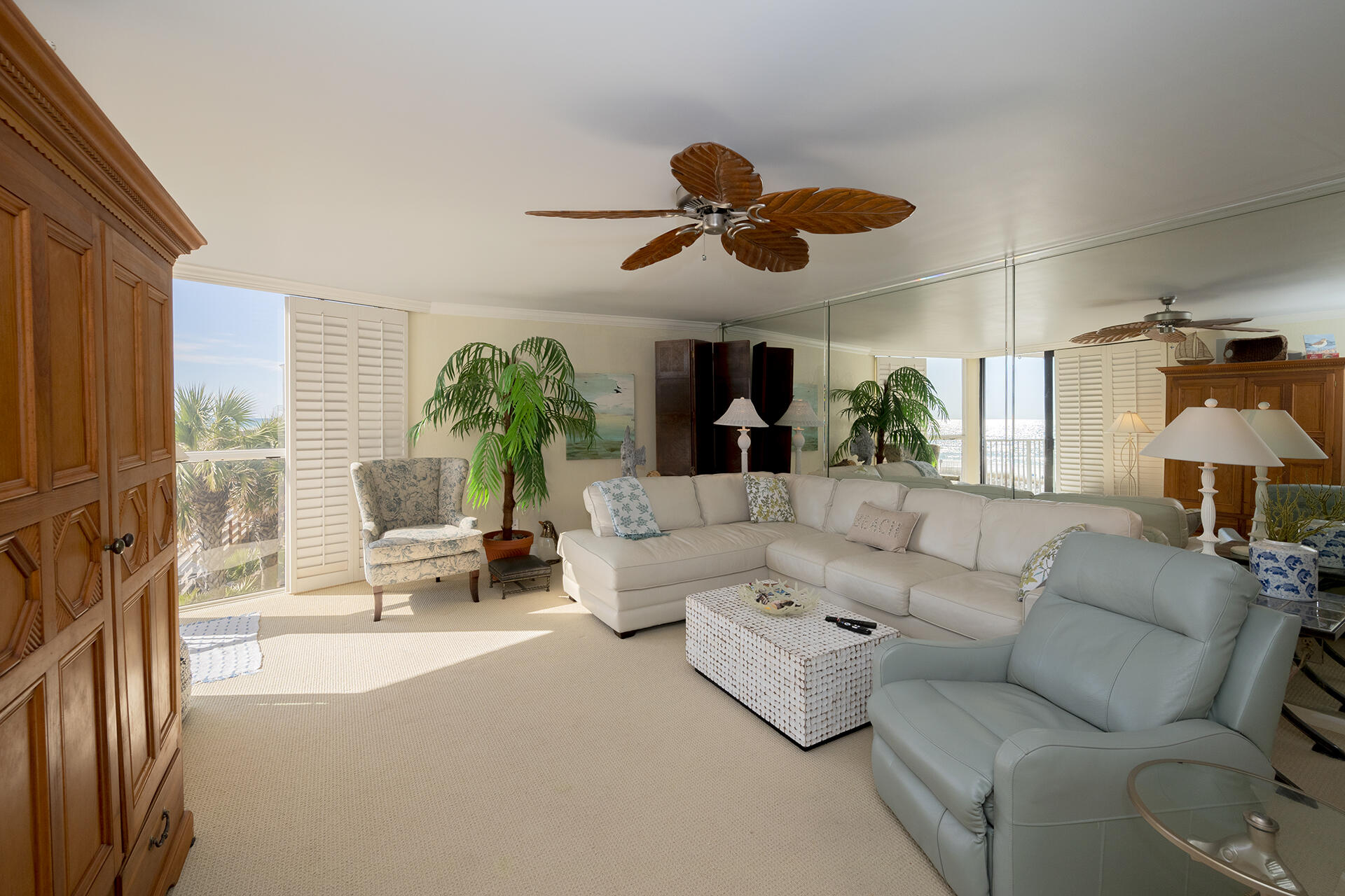 MAINSAIL CONDO PH 1 - Residential