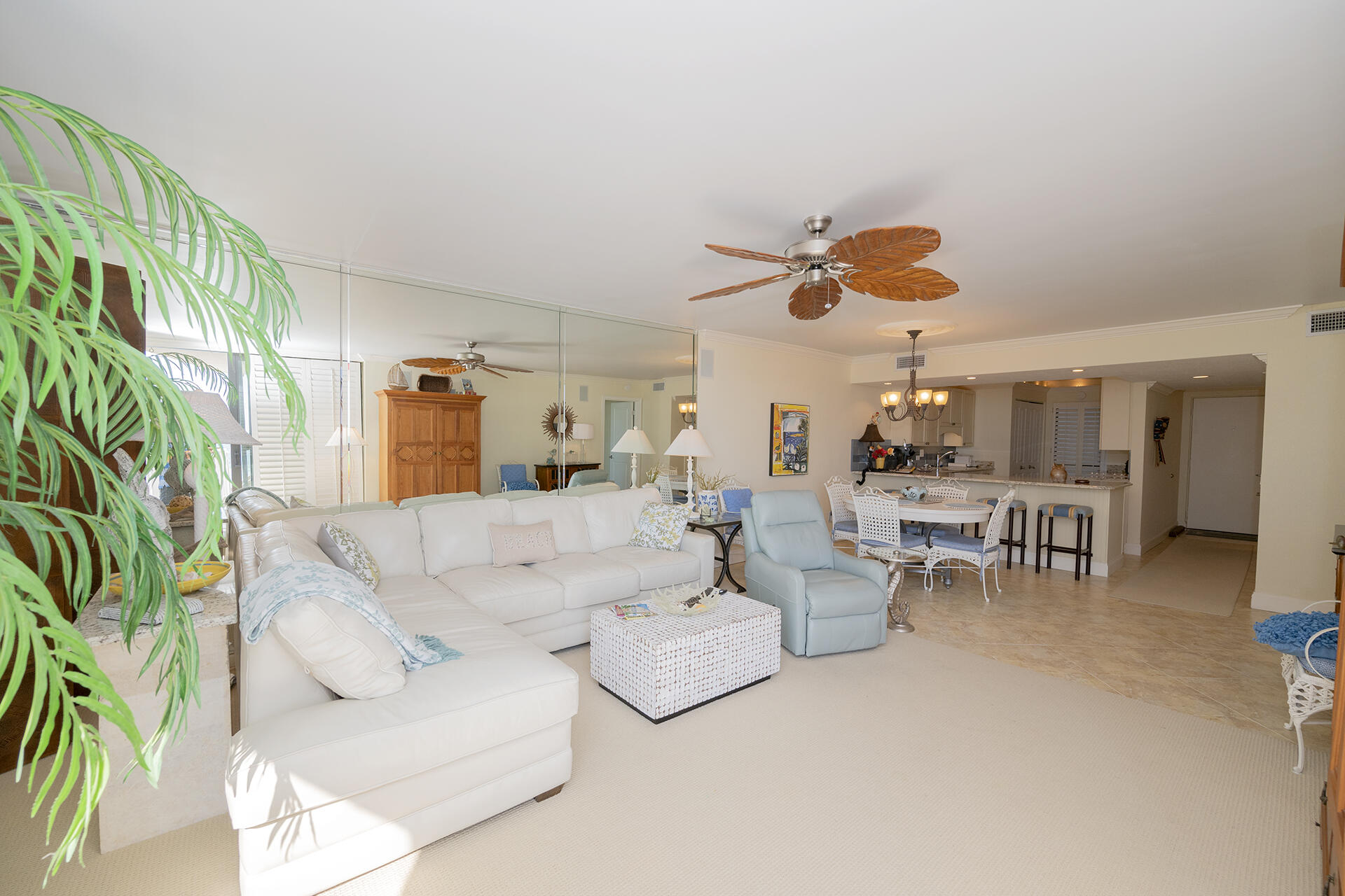 MAINSAIL CONDO PH 1 - Residential