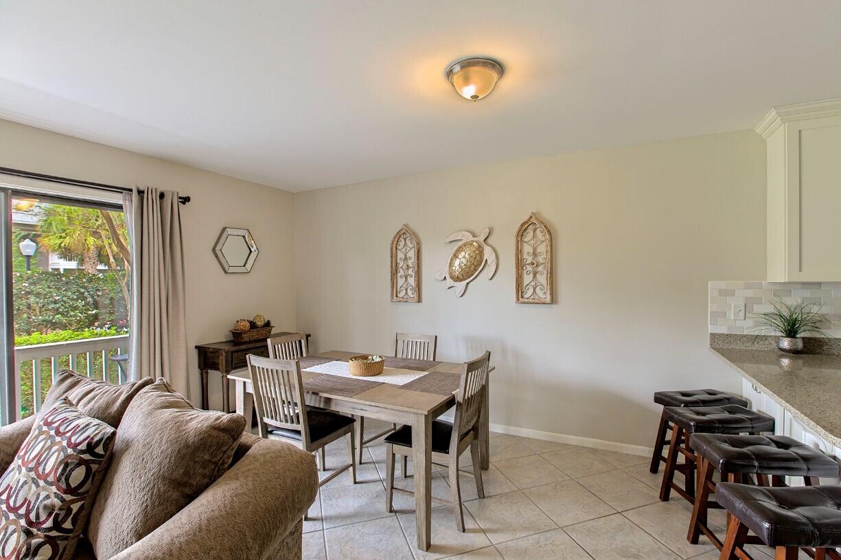 BEACHWOOD VILLAS CONDO - Residential