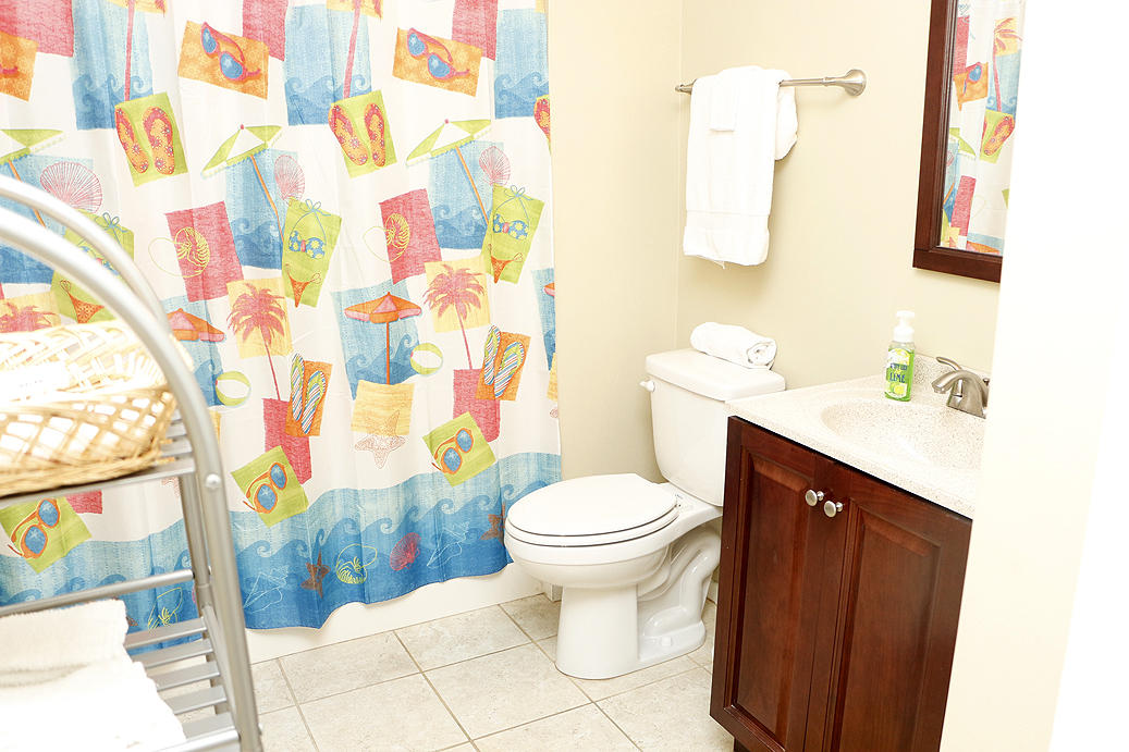 EMERALD SHORES - Residential