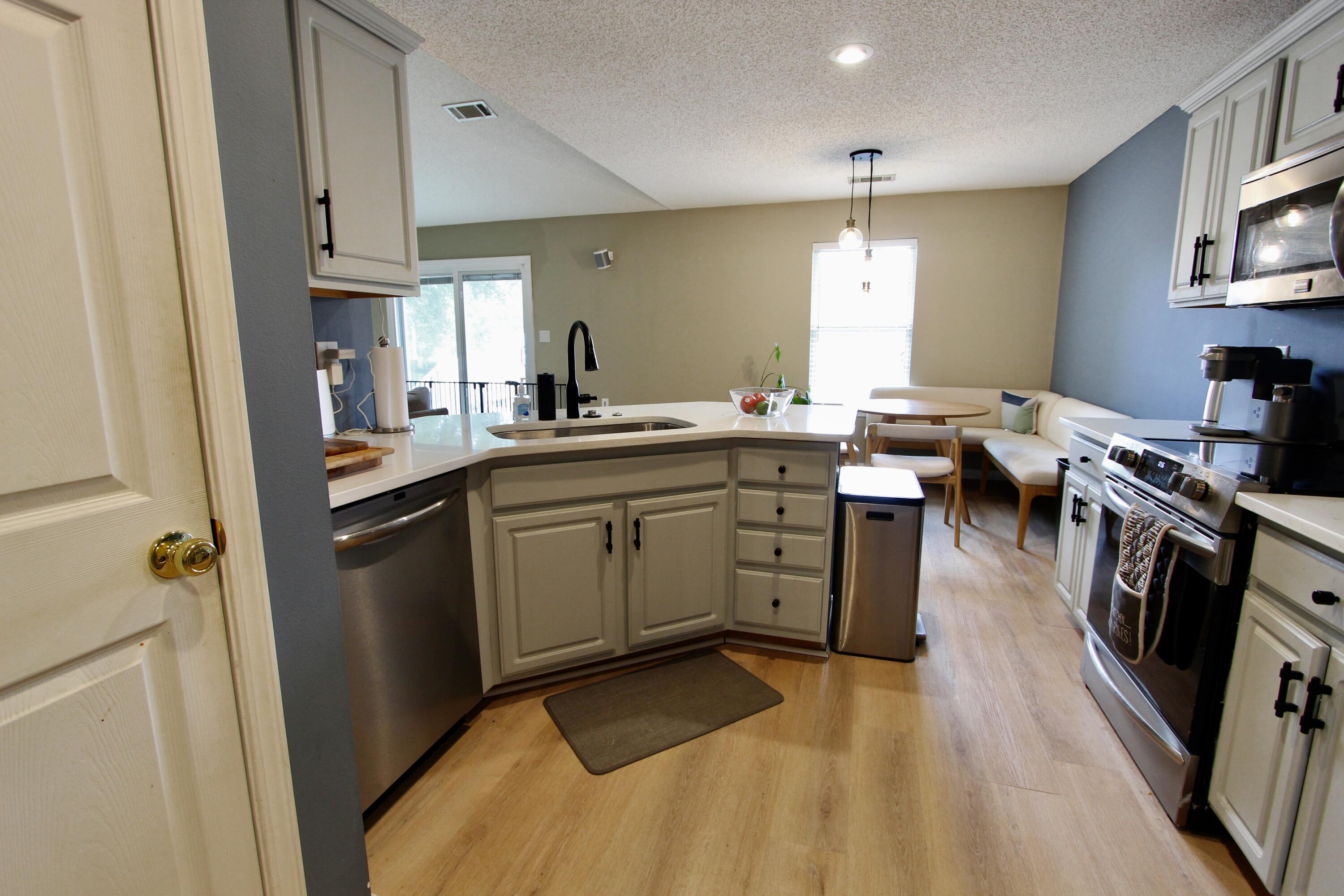 FAIRCHILD ESTATES - Residential Lease
