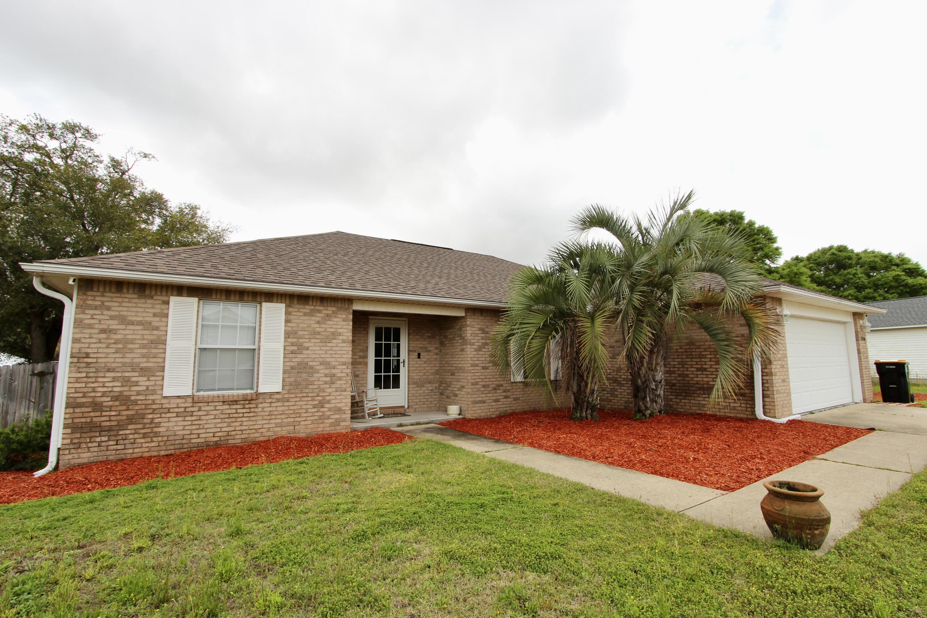FAIRCHILD ESTATES - Residential Lease