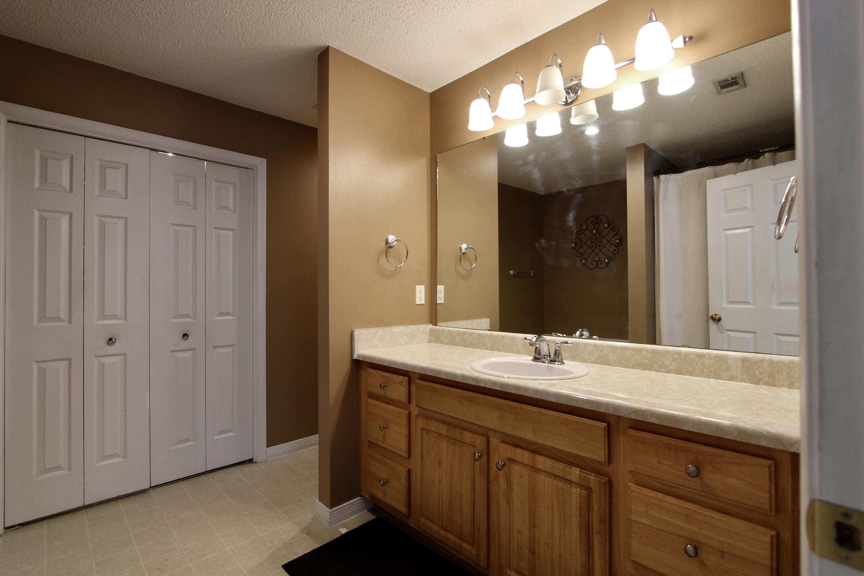 FAIRCHILD ESTATES - Residential Lease