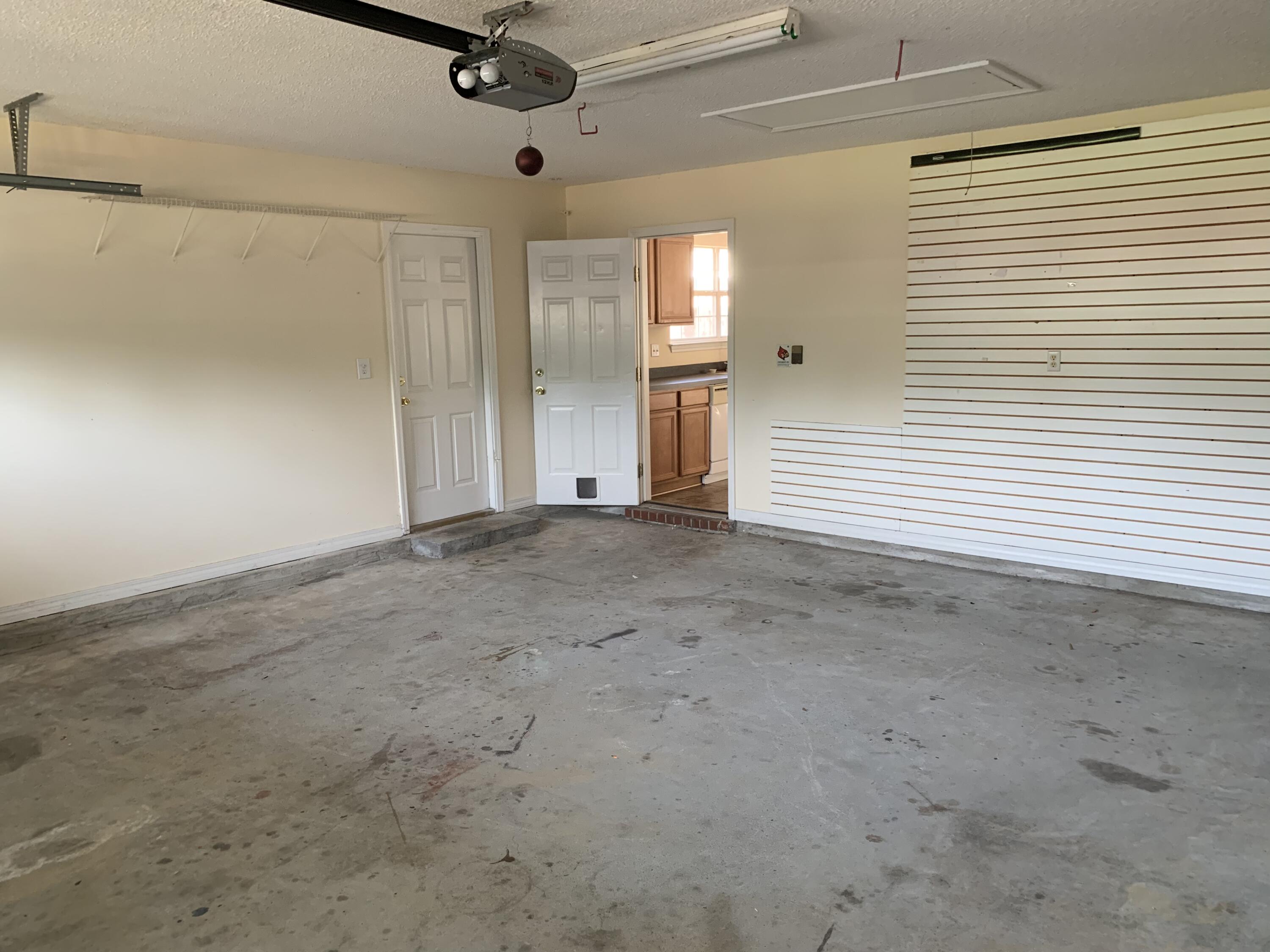 MACK BAYOU POINTE S/D - Residential Lease