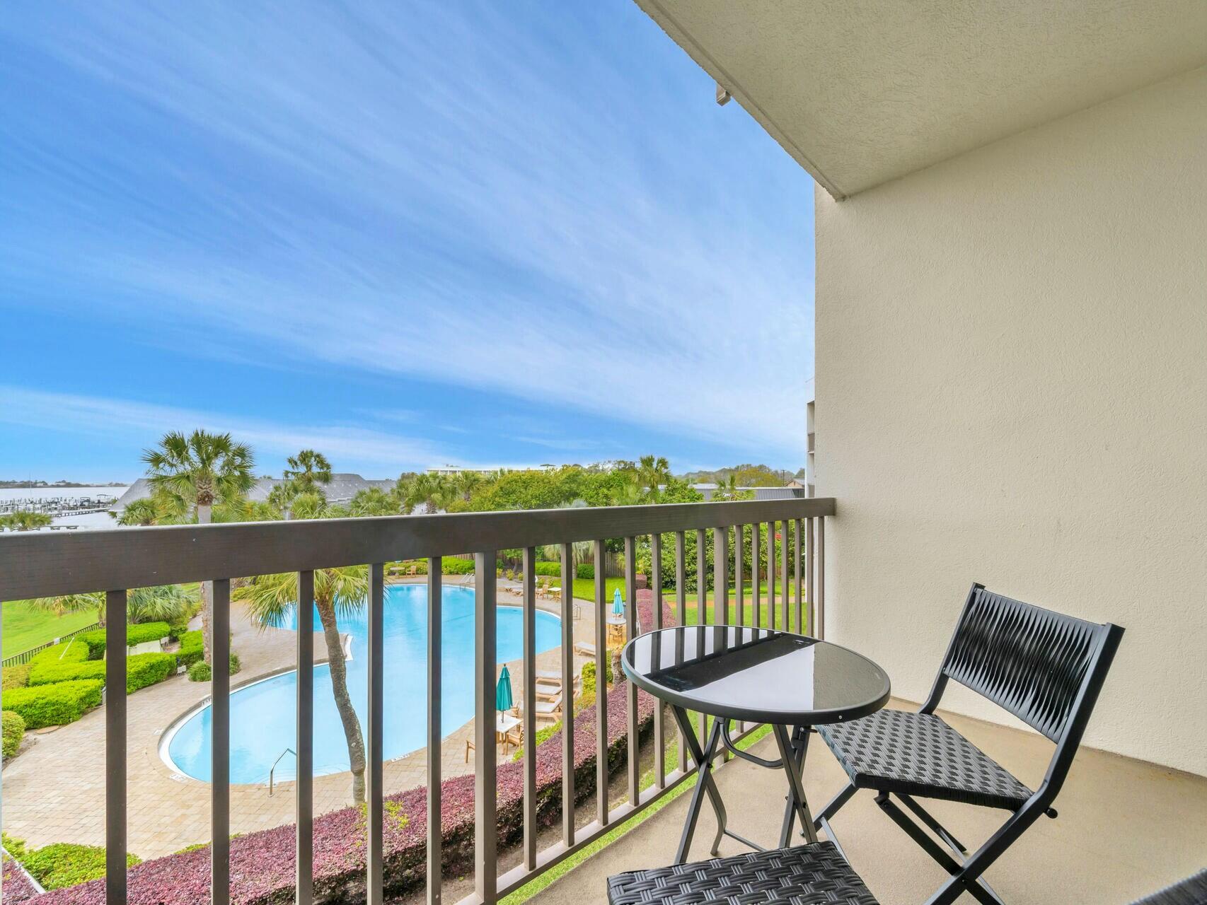 PIRATES BAY PH 1 - Residential