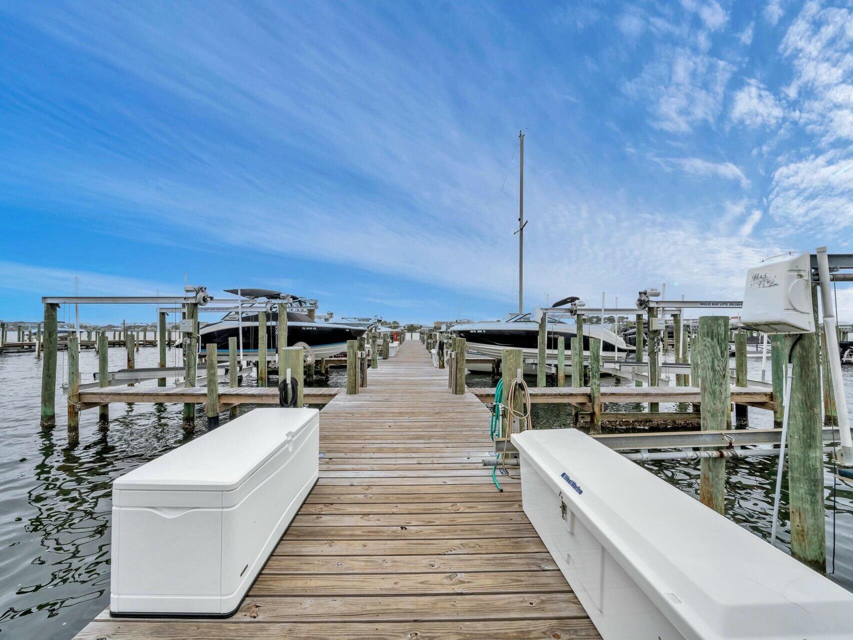PIRATES BAY PH 1 - Residential