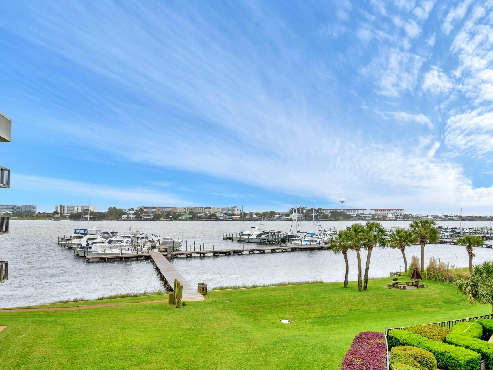 PIRATES BAY PH 1 - Residential