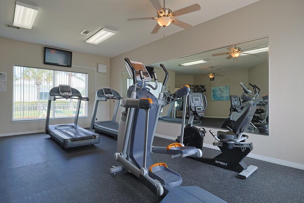 MARAVILLA CONDO 2 - Residential