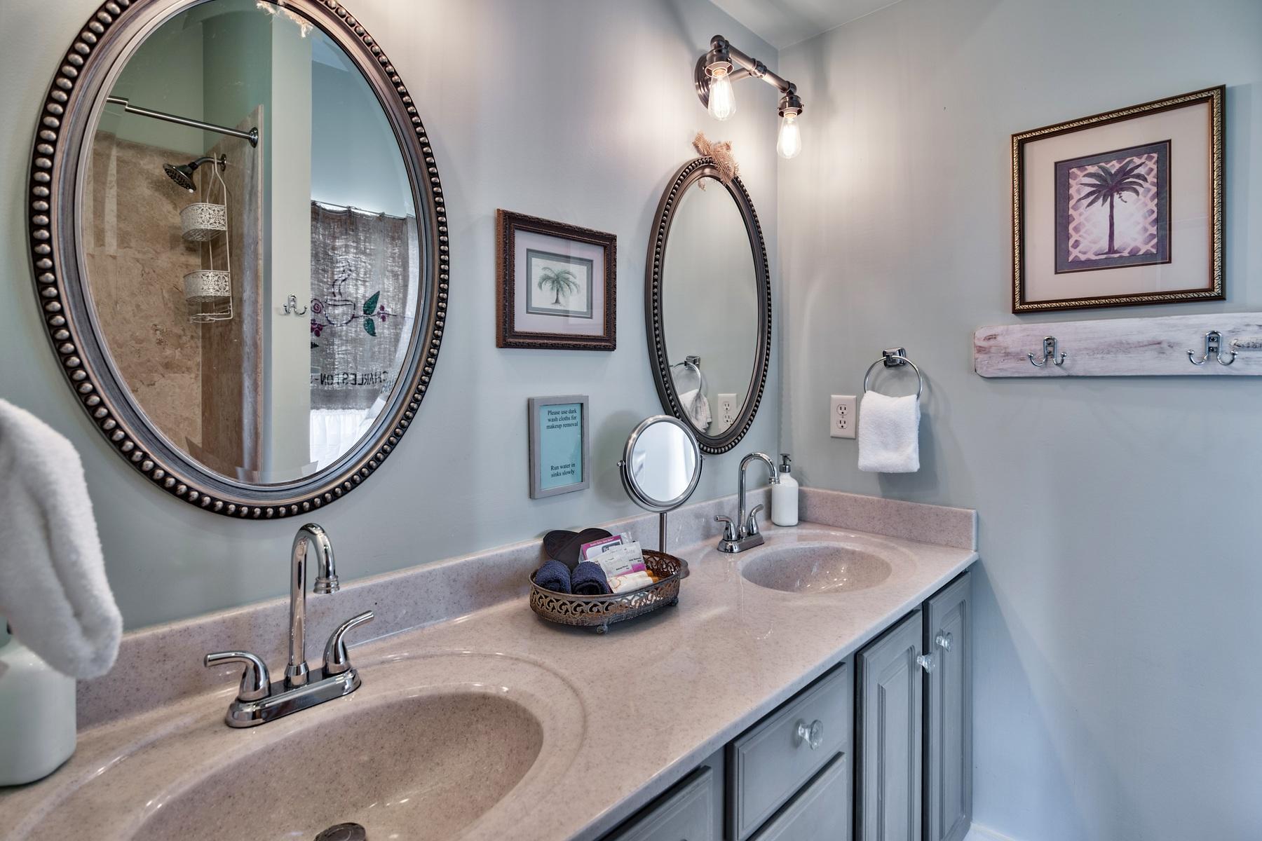 COTTAGES AT CAMP CREEK - Residential