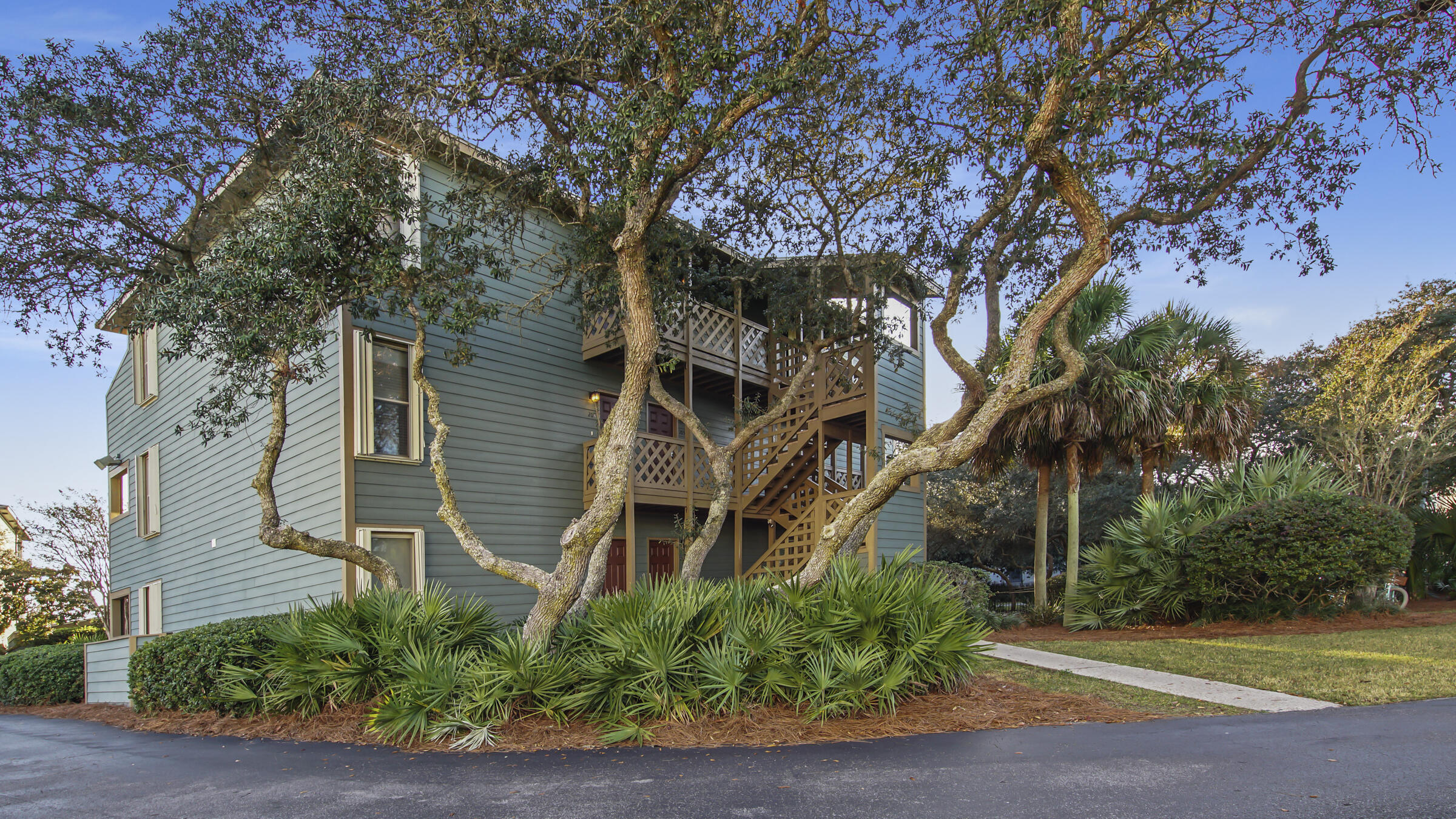 INLET DUNES CONDO PH 2 - Residential