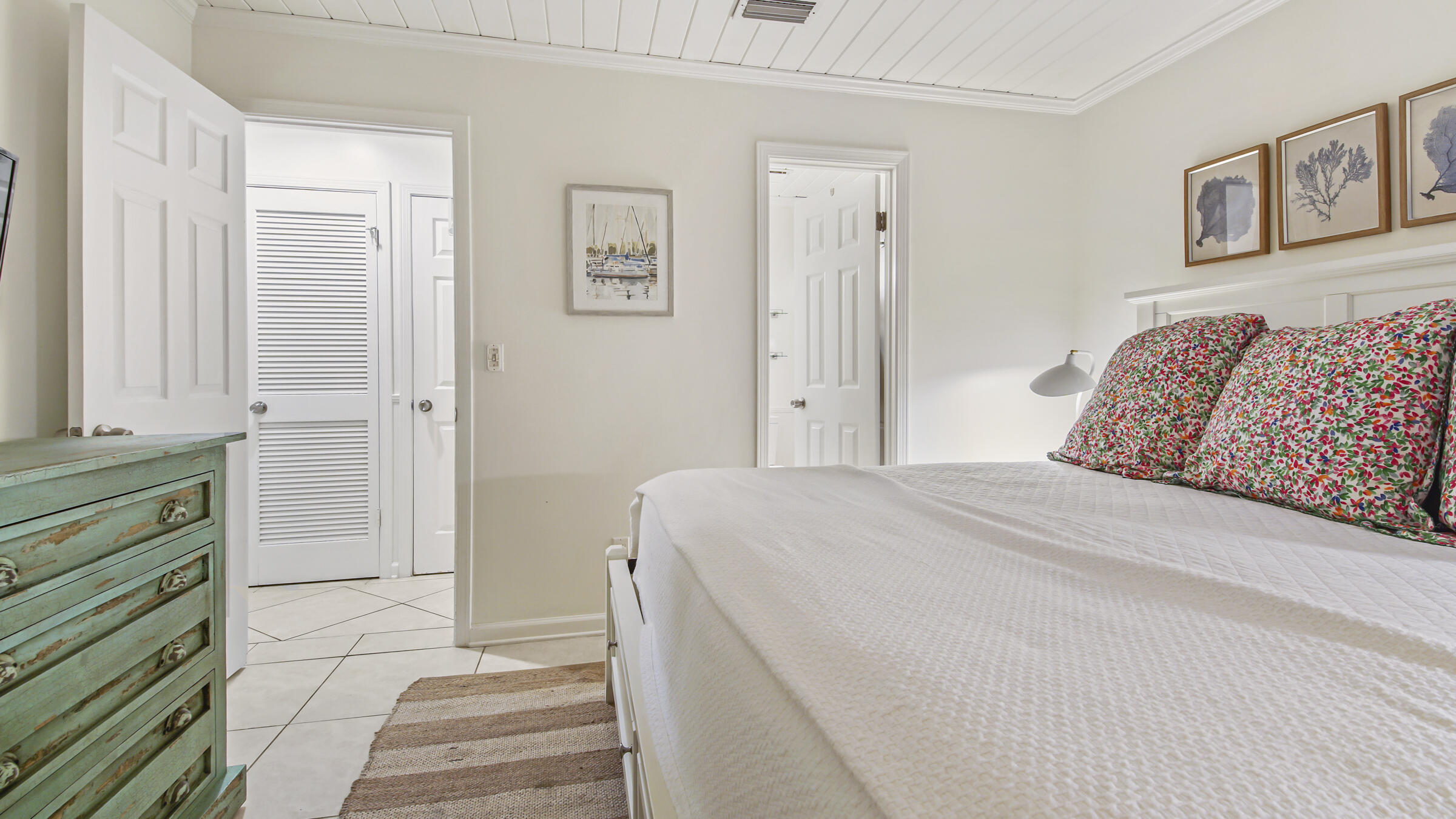 INLET DUNES CONDO PH 2 - Residential