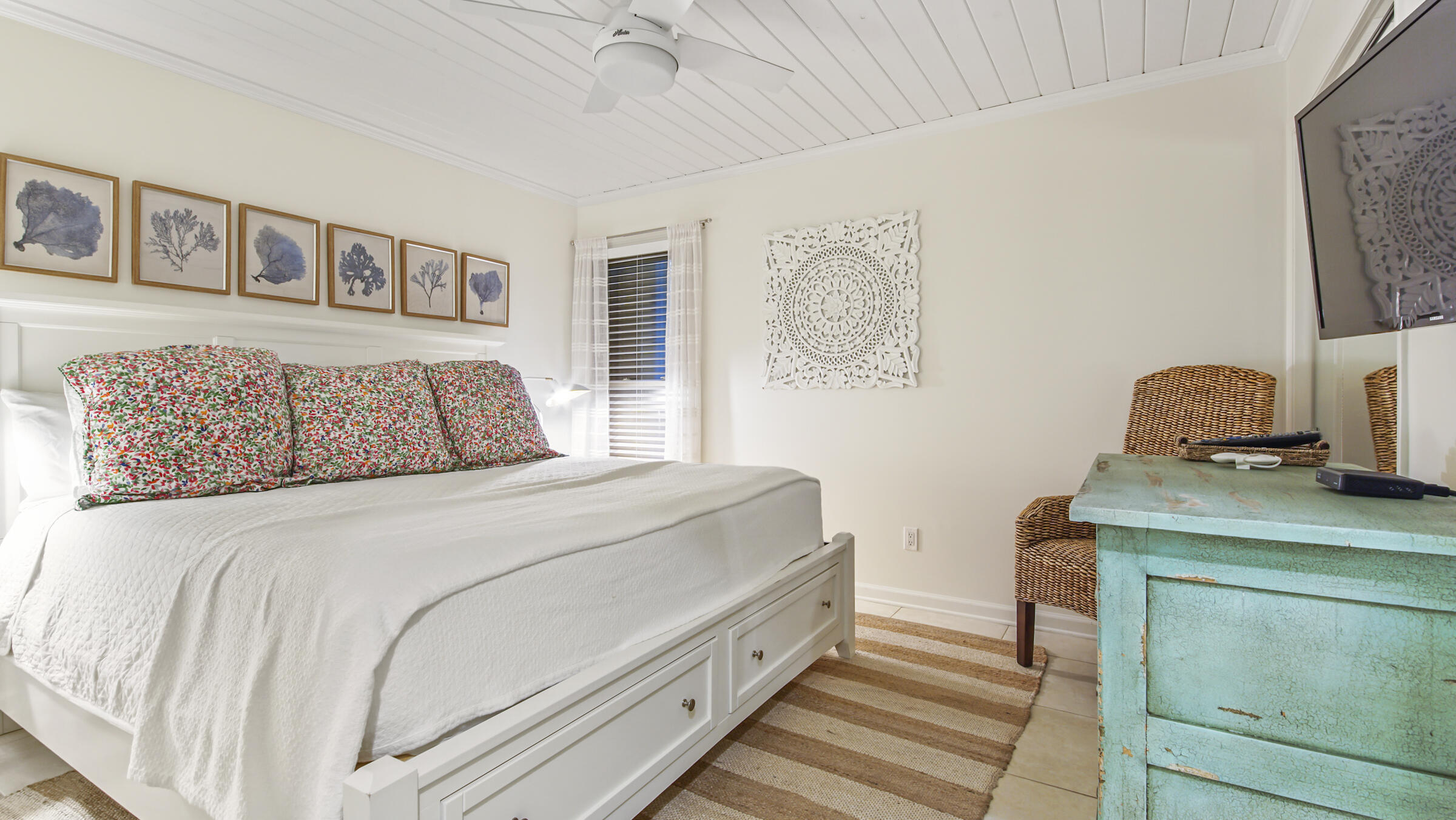 INLET DUNES CONDO PH 2 - Residential