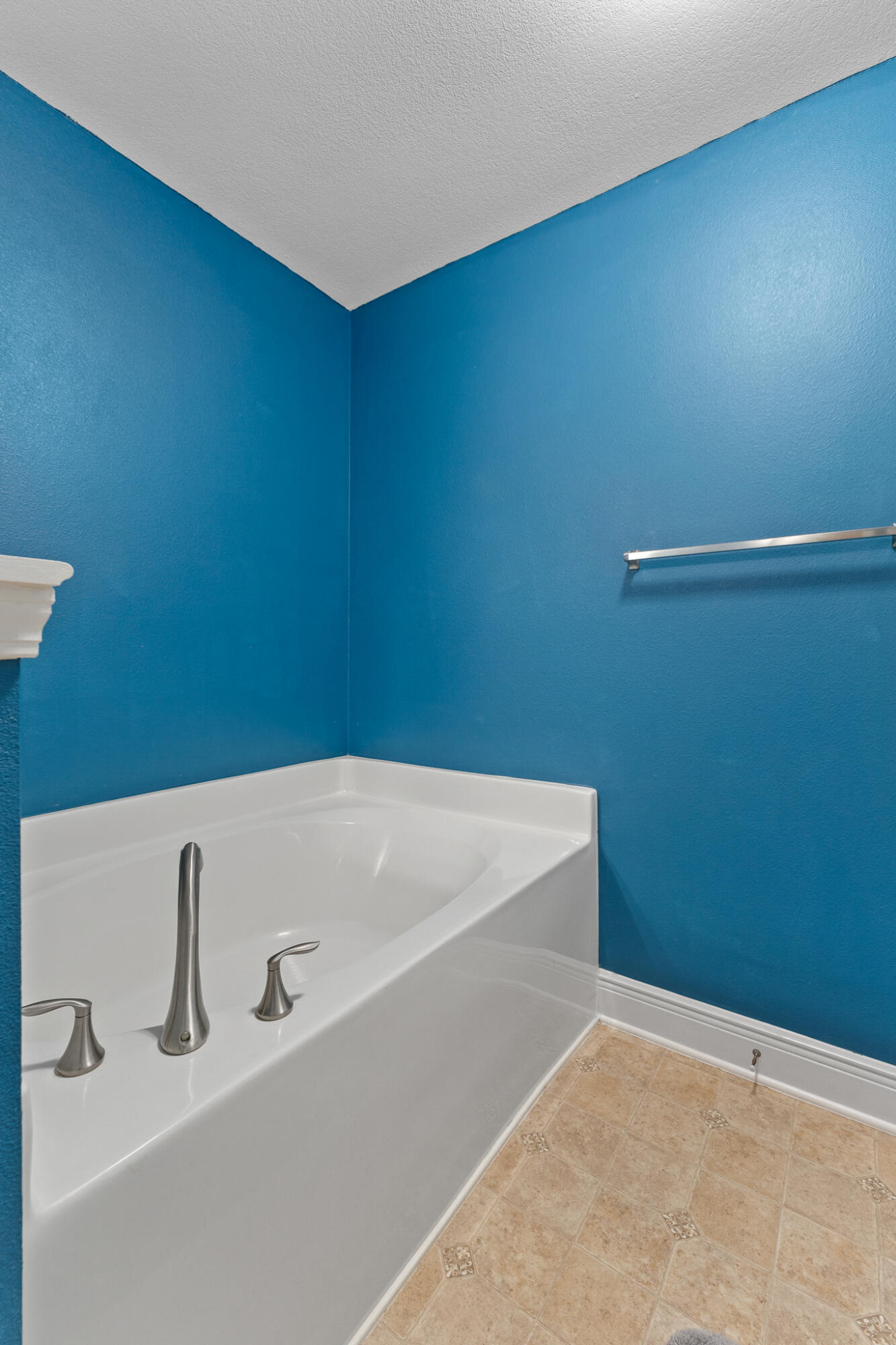 WATERSTONE - Residential