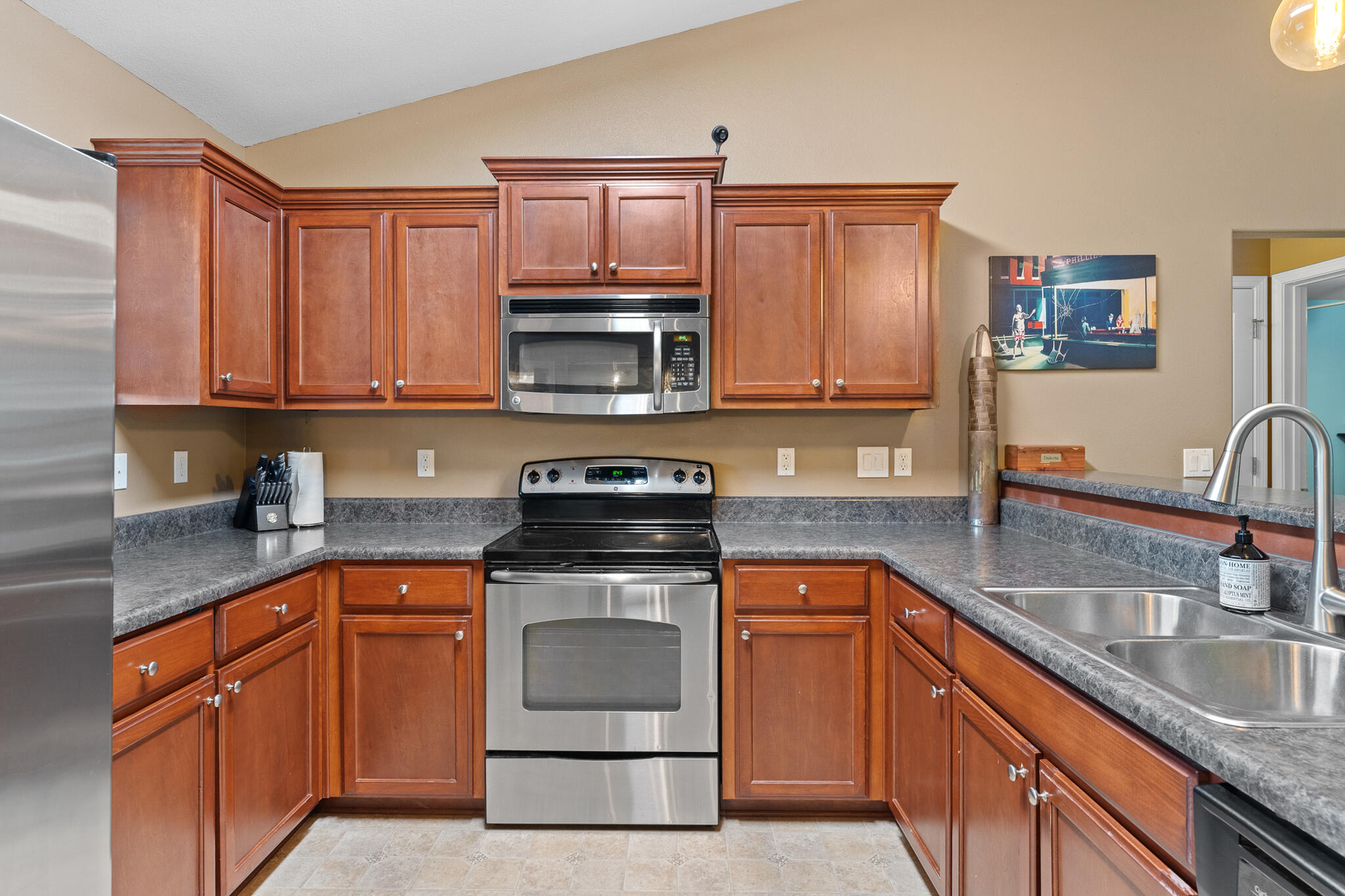 WATERSTONE - Residential