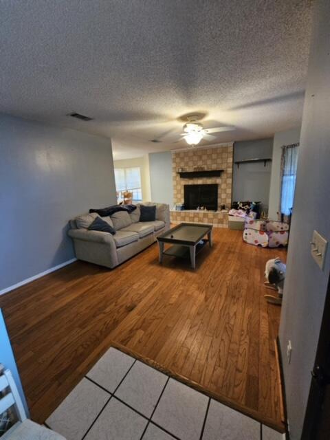 COUNTRYVIEW ESTATES 1ST ADDN - Residential