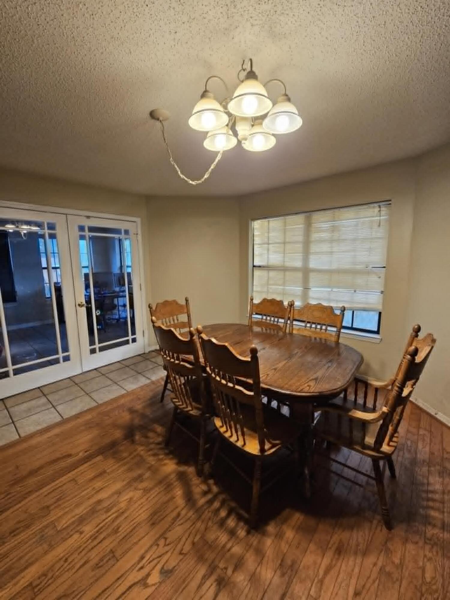 COUNTRYVIEW ESTATES 1ST ADDN - Residential