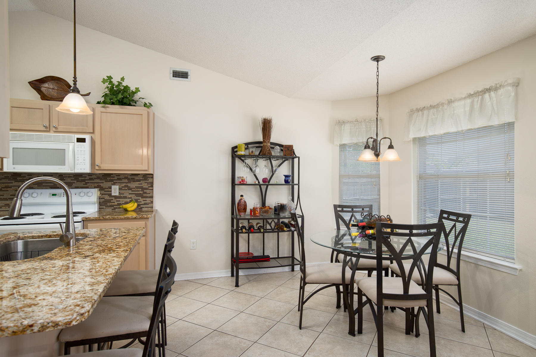 CREETWOODS - Residential