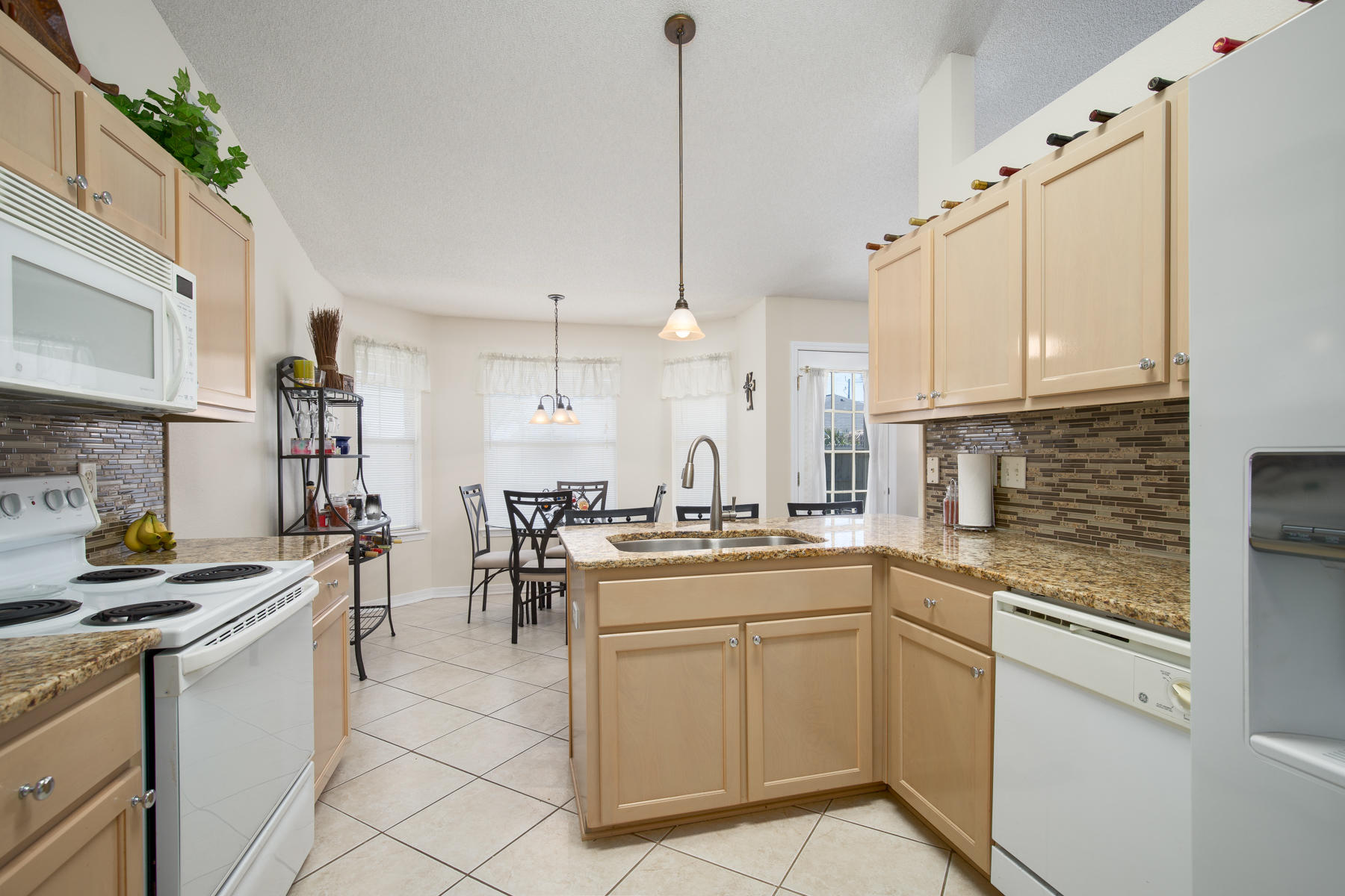 CREETWOODS - Residential