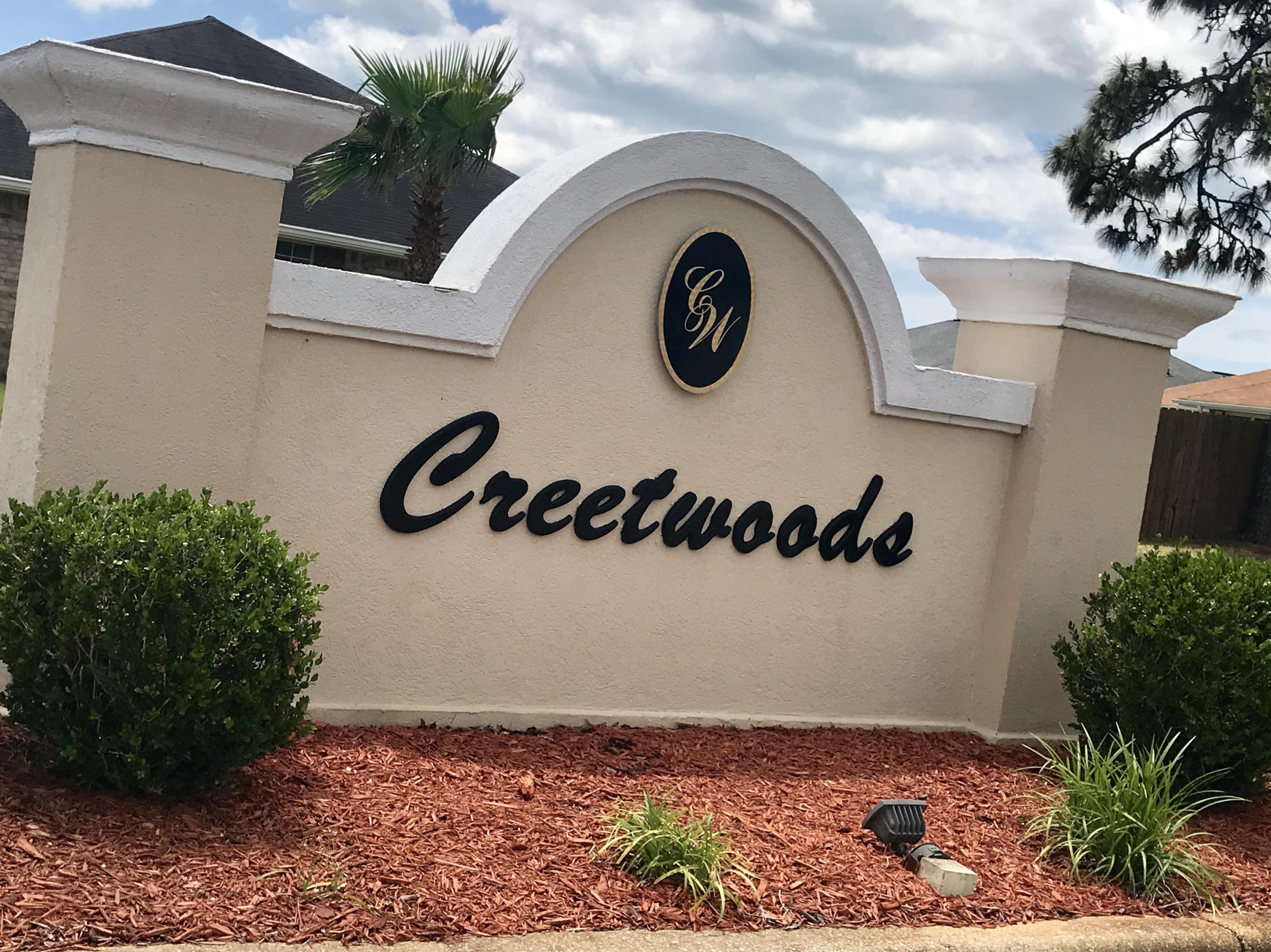 CREETWOODS - Residential