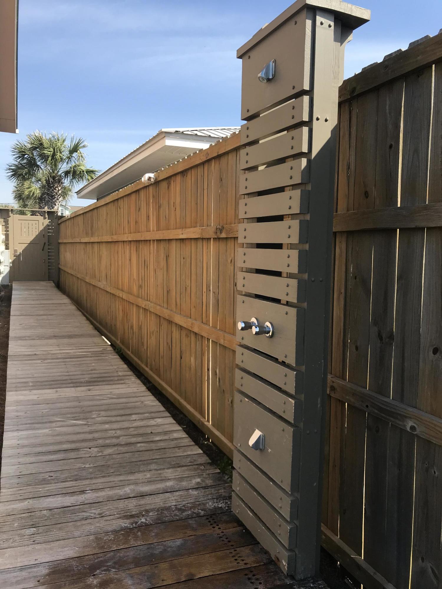 WHITES GULFVIEW ESTATES - Land